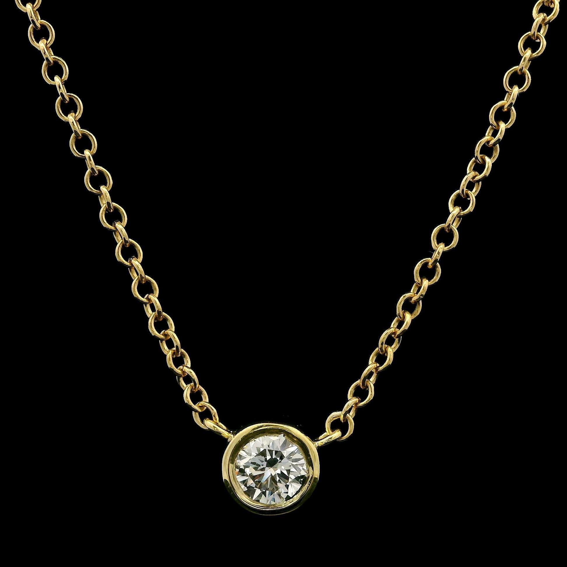 Women's 18k Gold .40ct Diamond Bezel Solitaire Round Pendant Necklace Heart Gallery For Sale