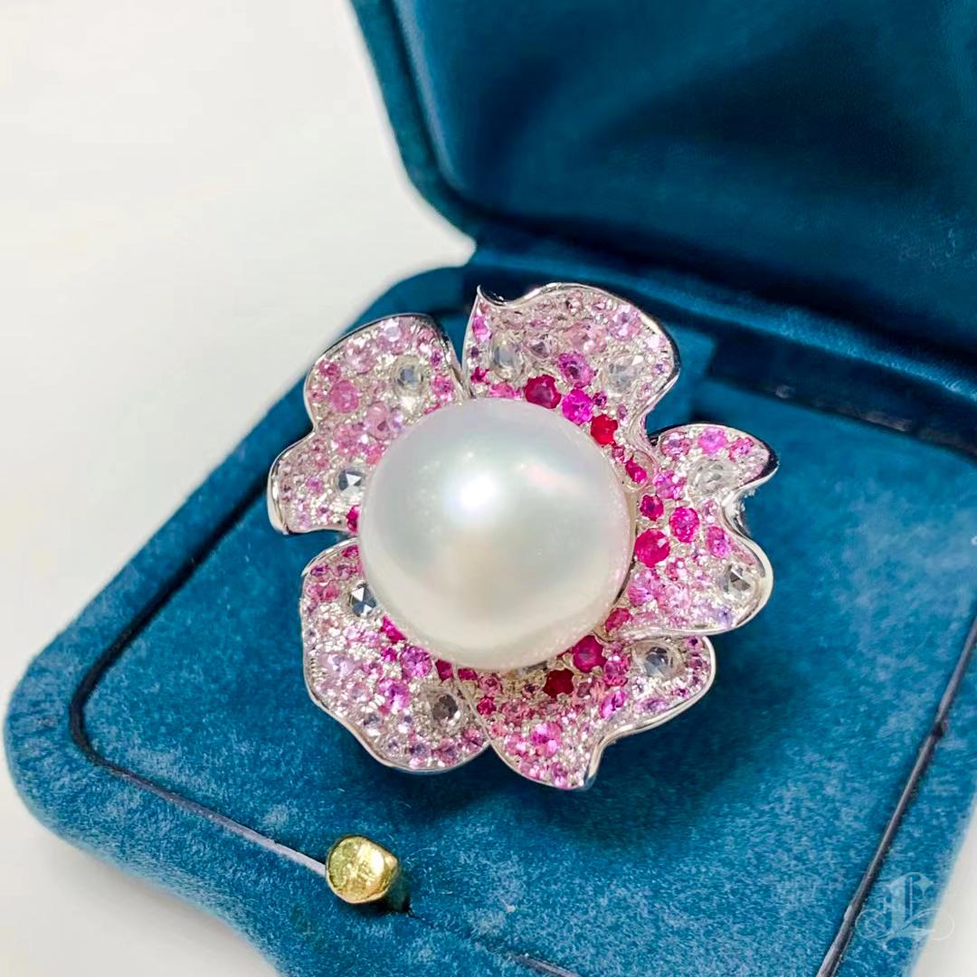 【Crown Radiance】Convertible Royale Bloom South Sea Pearl Sapphire Ring Pendant For Sale 2