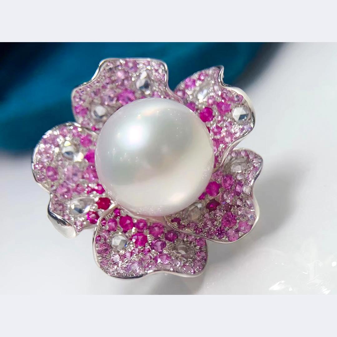 【Crown Radiance】Convertible Royale Bloom South Sea Pearl Sapphire Ring Pendant For Sale 3