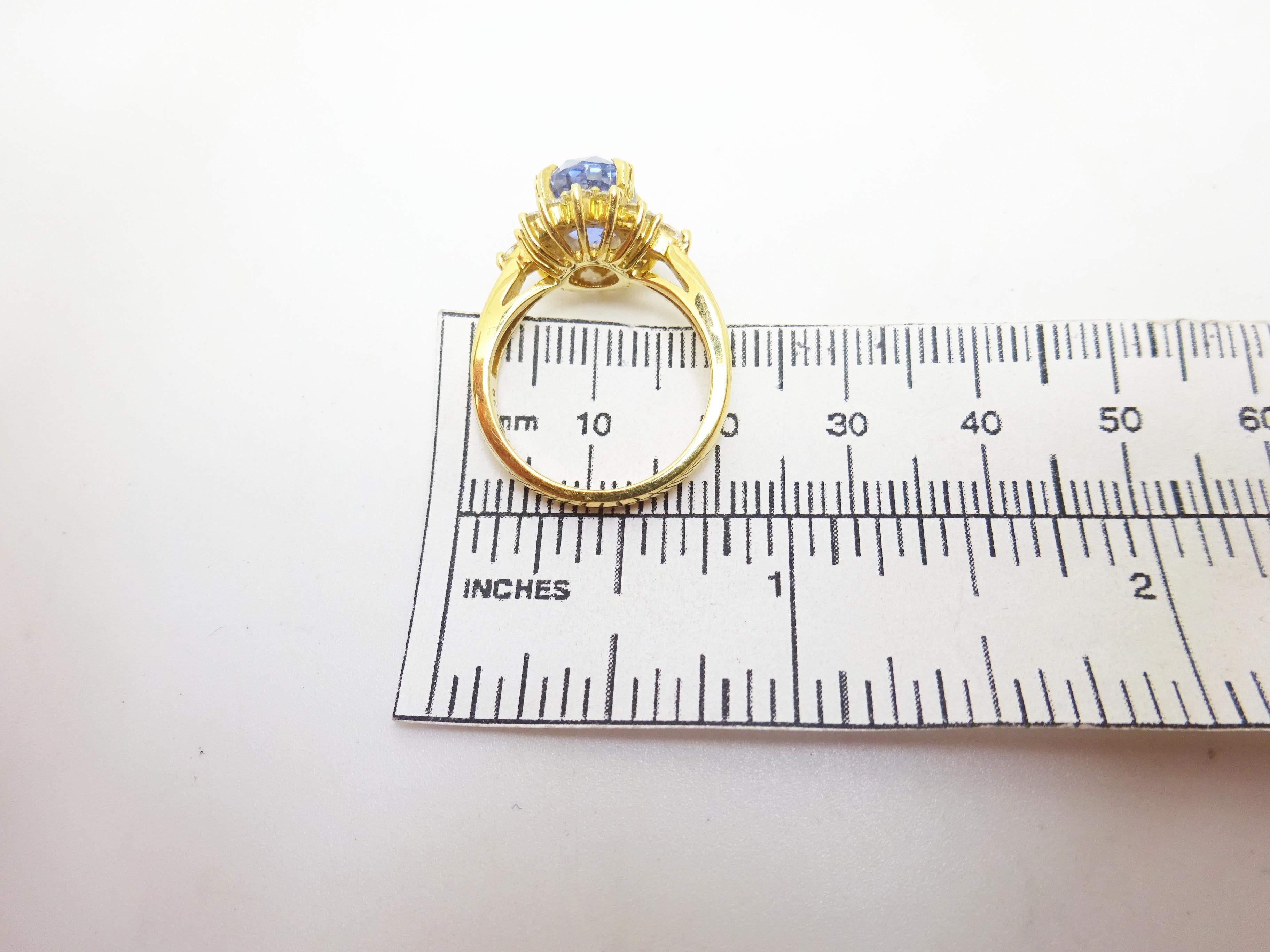 18k Gold 4.34cts Genuine Natural Ceylon Sapphire and Diamond Ring '#J3398' For Sale 7