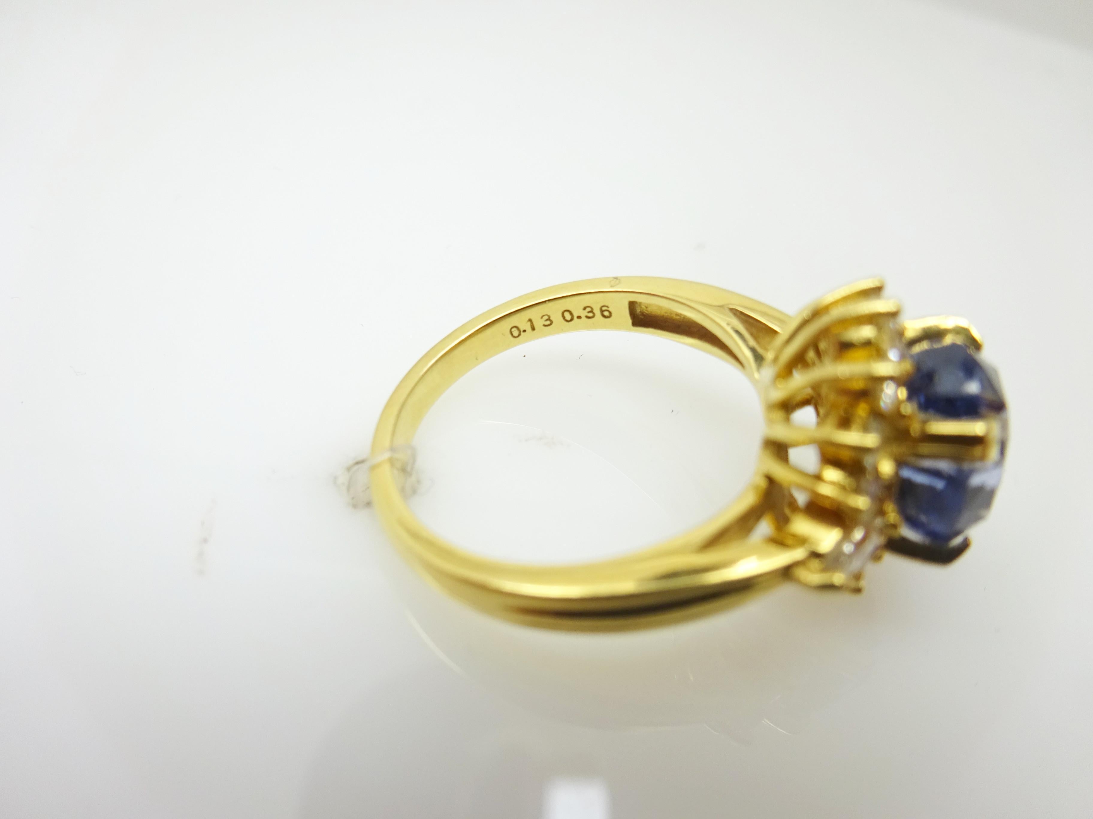 Women's 18k Gold 4.34cts Genuine Natural Ceylon Sapphire and Diamond Ring '#J3398' For Sale