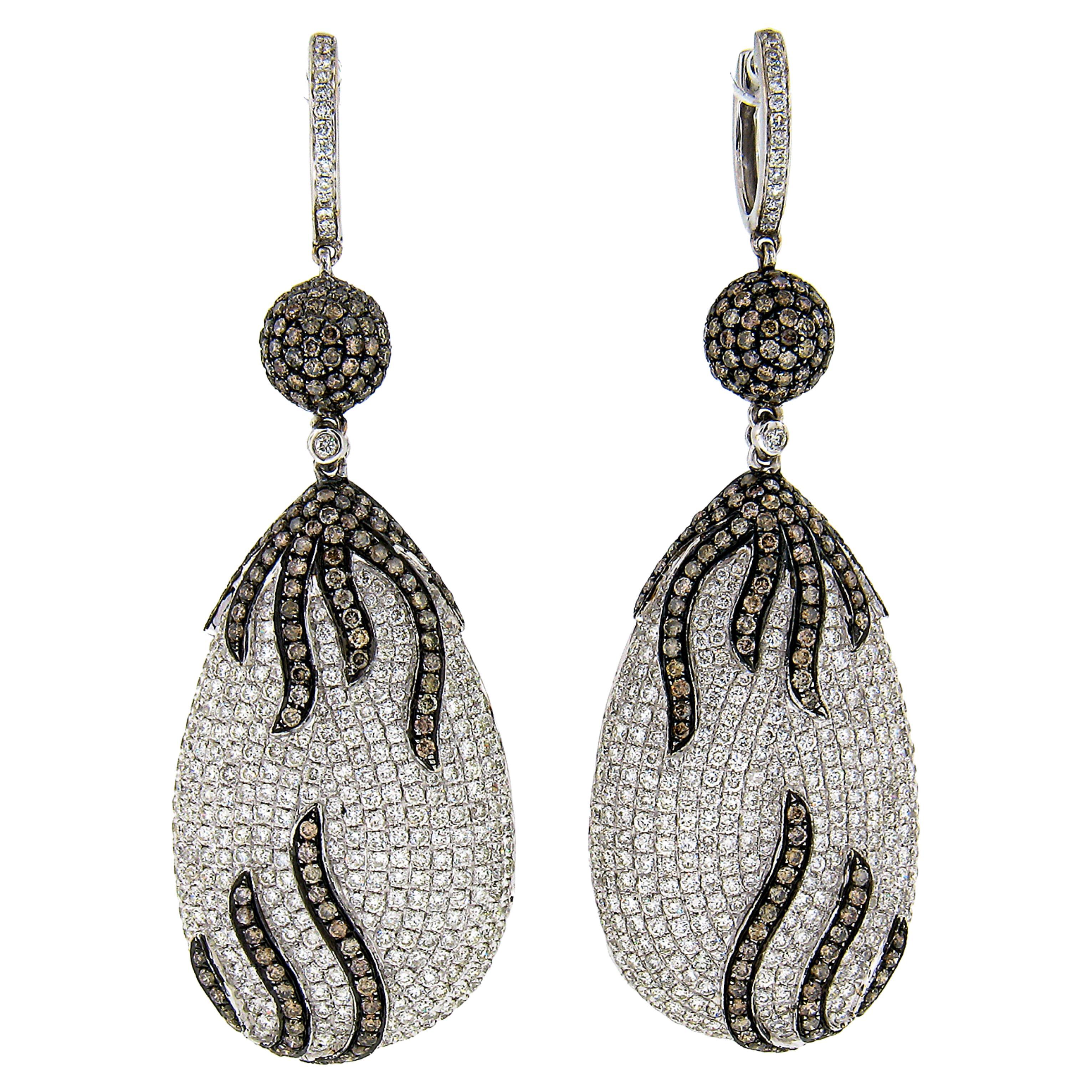 Boucles d'oreilles pendantes en or 18K 4.47ctw Fancy Brown & White Diamond Tear Long Dangle Ears