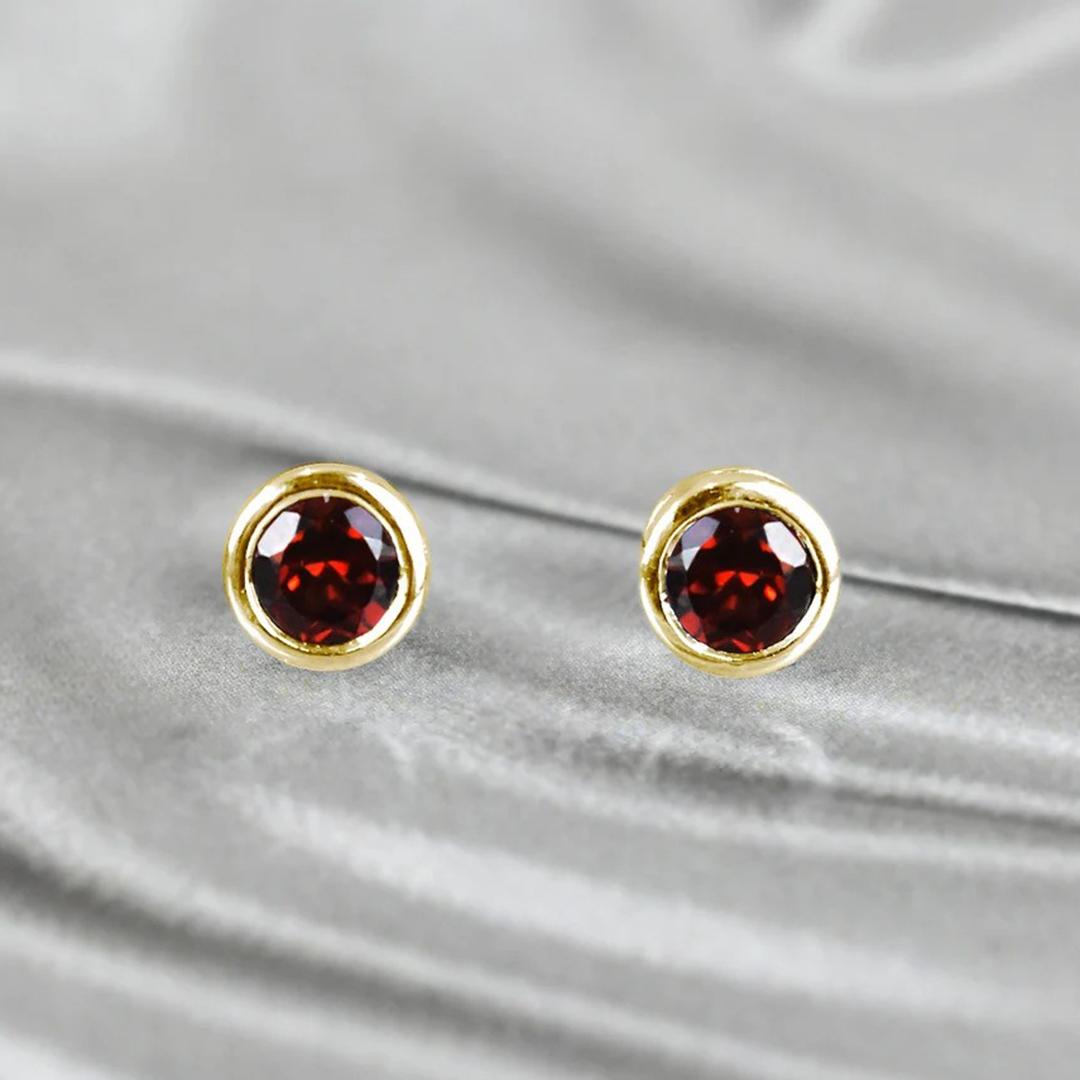 Modern 18K Gold Round Gemstone 5 mm Earrings Birthstone Earrings For Sale