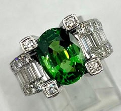 18K Gold 5.11Ct Oval Very Fine Tsavorite Ring
