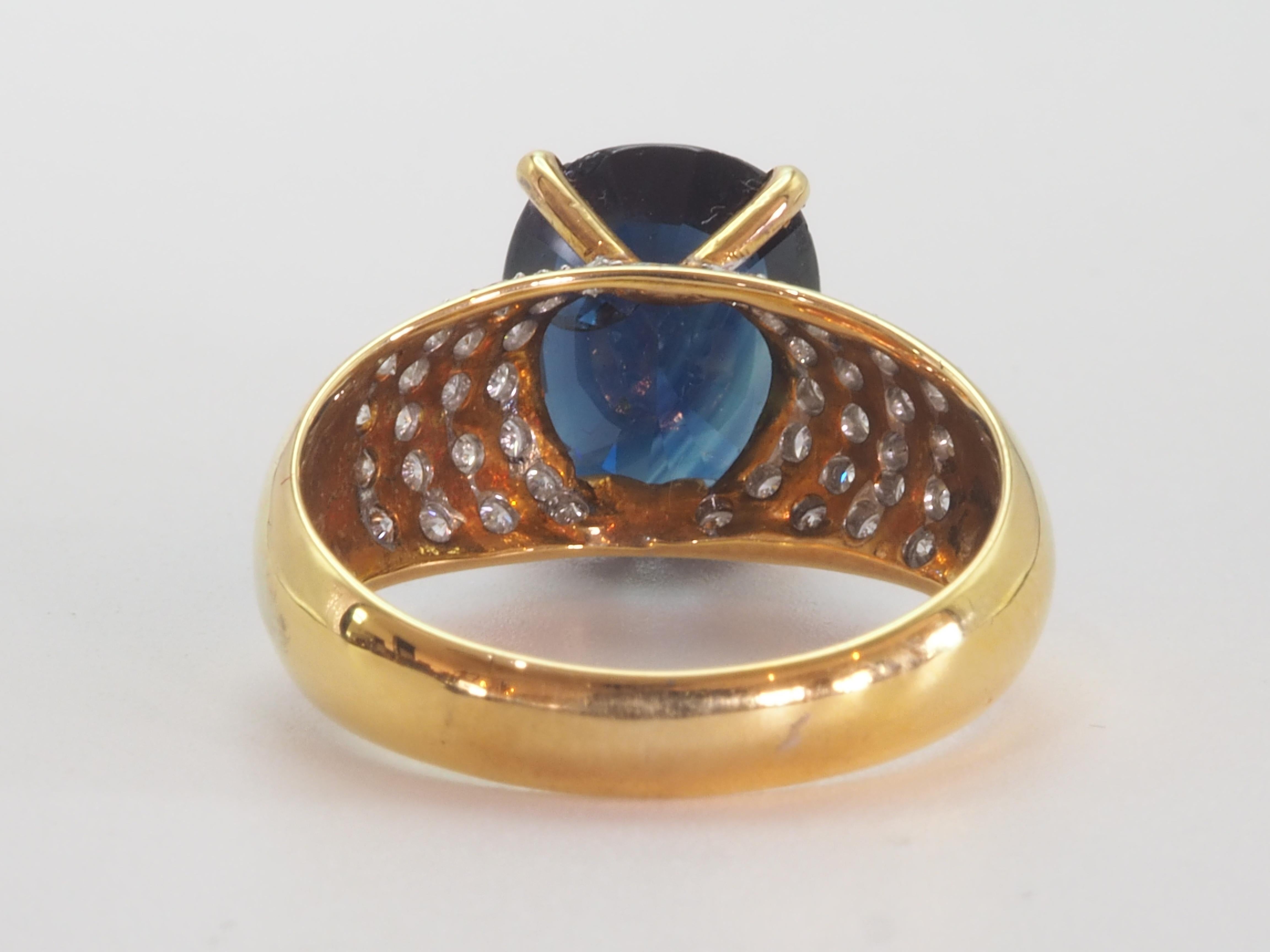 Cushion Cut 18K Gold 5.42ct Cushion Deep Blue Sapphire & 0.18ct Diamond Statement Ring For Sale
