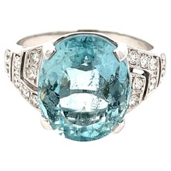 18K Gold 5.70 Carat GFCO Certified Aquamarine & Natural Diamond Ring
