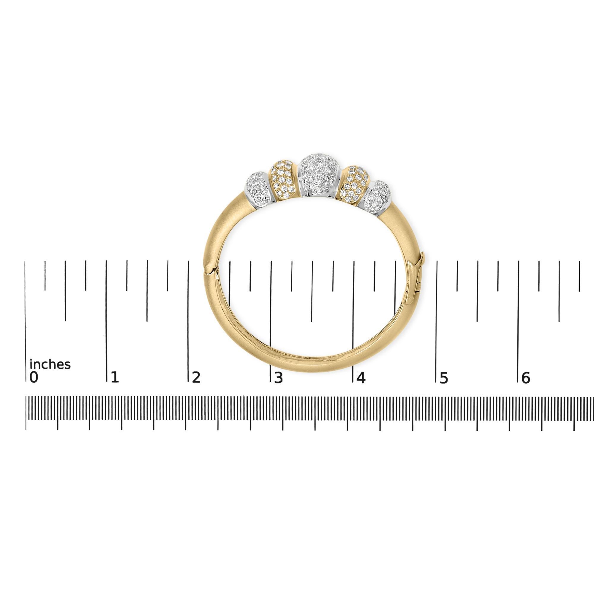 Bracelet en or 18K avec dôme gradué et diamant de 6.00 Cttw Neuf - En vente à New York, NY