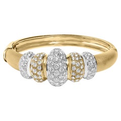 18K Gold 6.00 Cttw Diamond Graduating Dome Bangle Bracelet