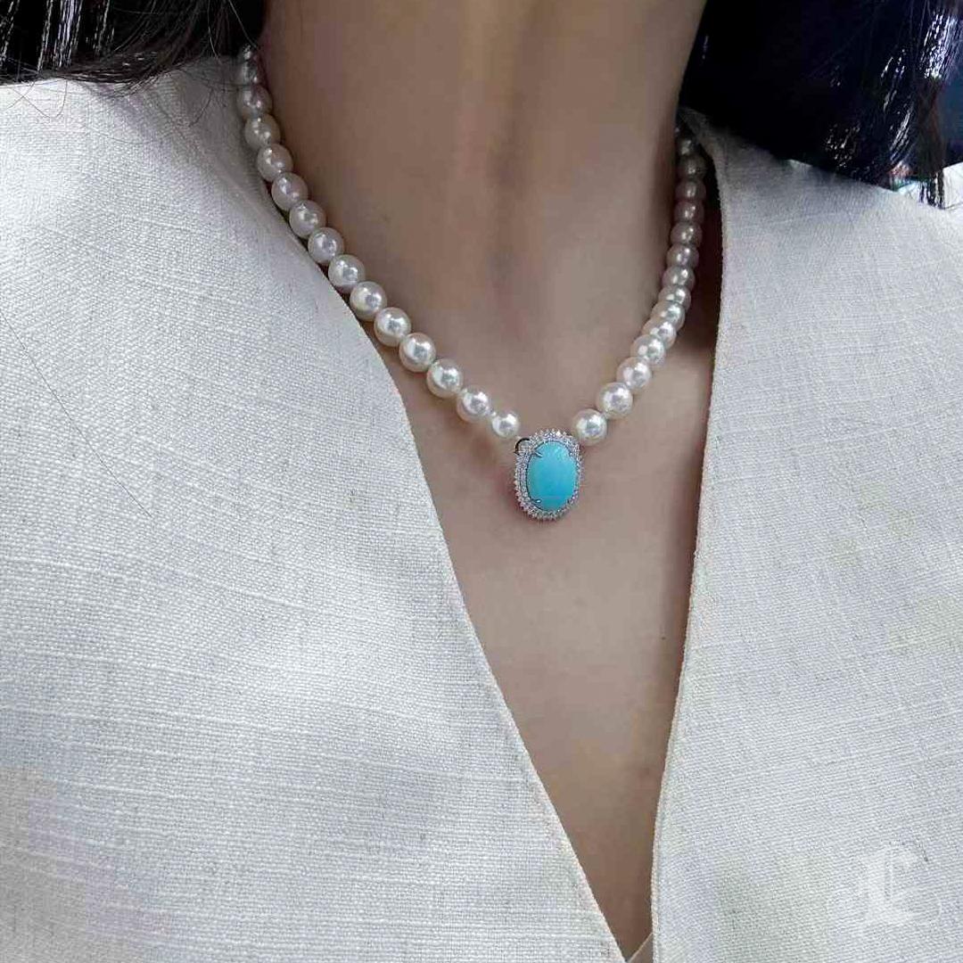 Collana con ciondolo di diamanti e perle Akoya e turchesi in vendita 3
