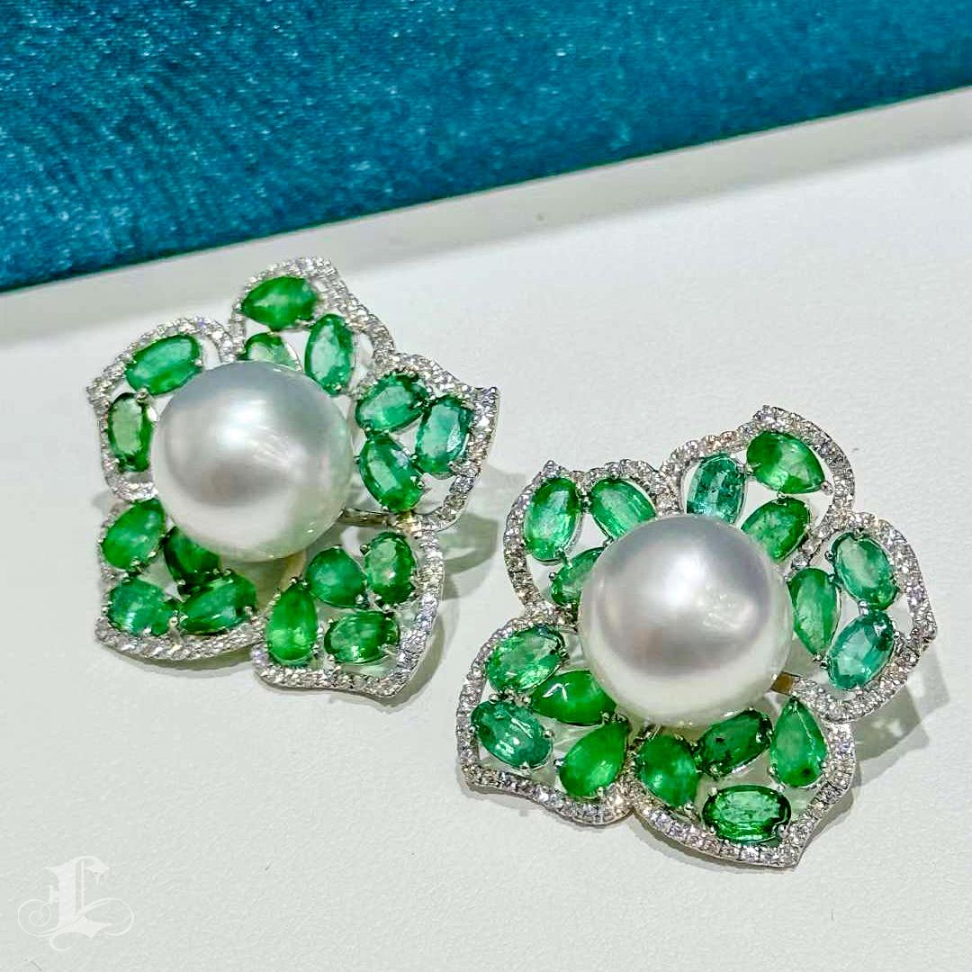 【Vine Symphony】Imperial Garden Aurora South Sea Pearl Emerald Earrings For Sale 2
