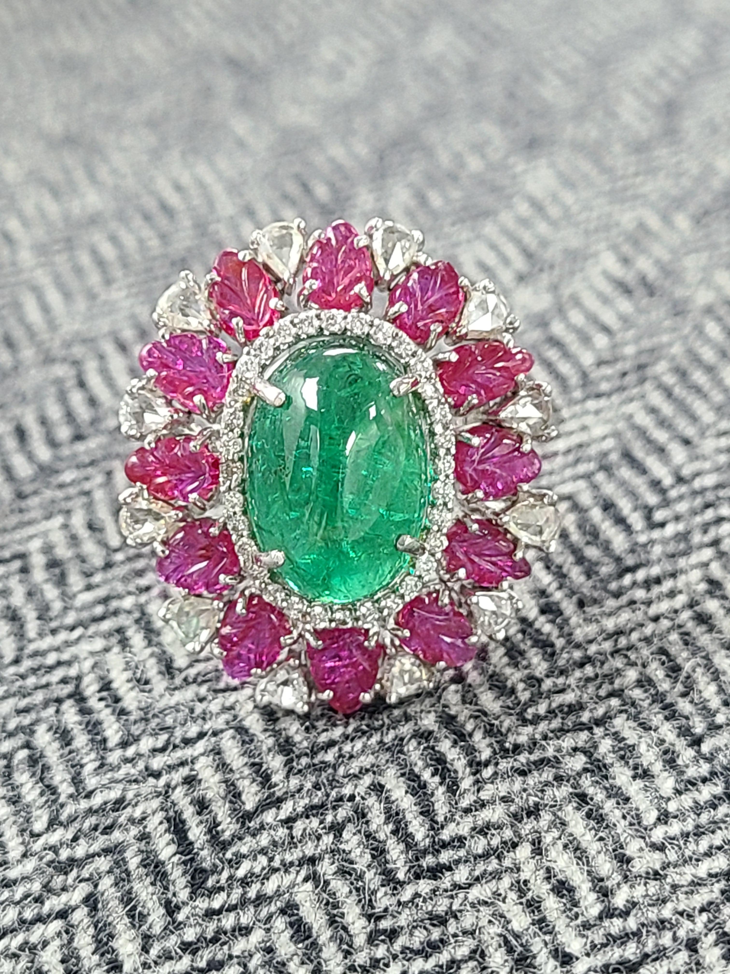 18 Karat Gold 6.82 Carat Emerald Cabochon and 3.83 Carat Natural Ruby Leaves In New Condition In Hong Kong, HK