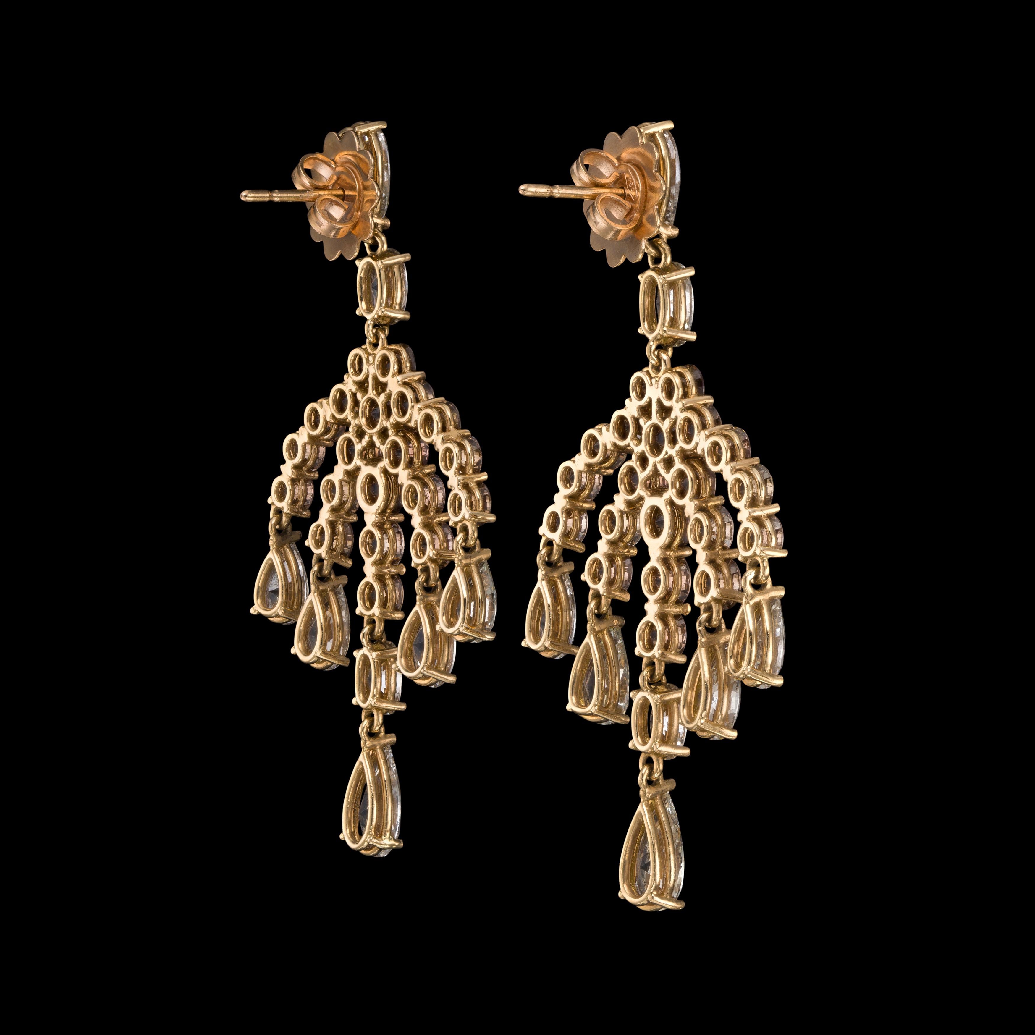 Modern 18K Gold 6.94 Carat Brown and 7.92 Carat White Diamond Earrings For Sale