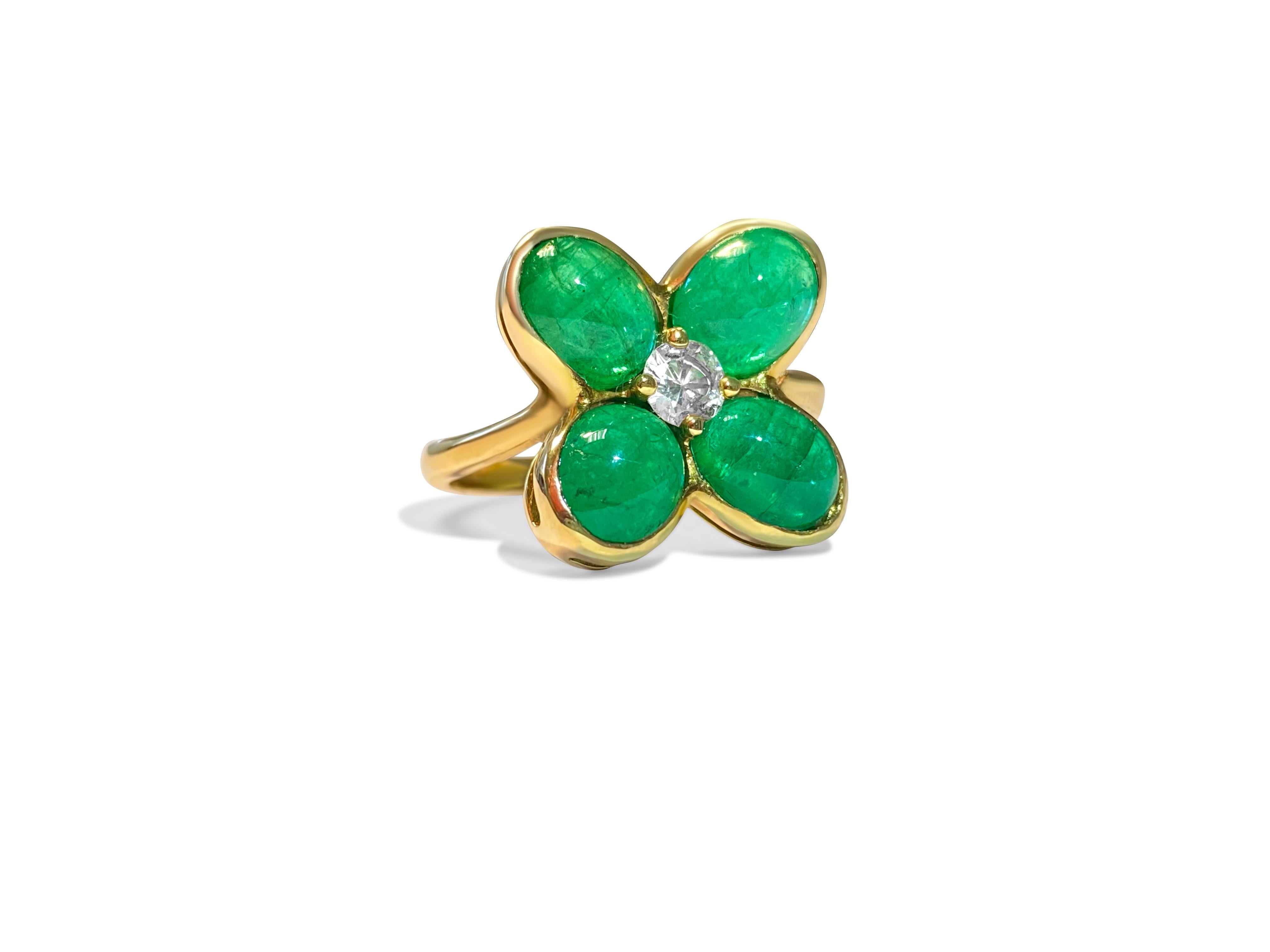 18 Karat Gold, 8,50 Karat Smaragd und Diamant-Ring (Art nouveau) im Angebot