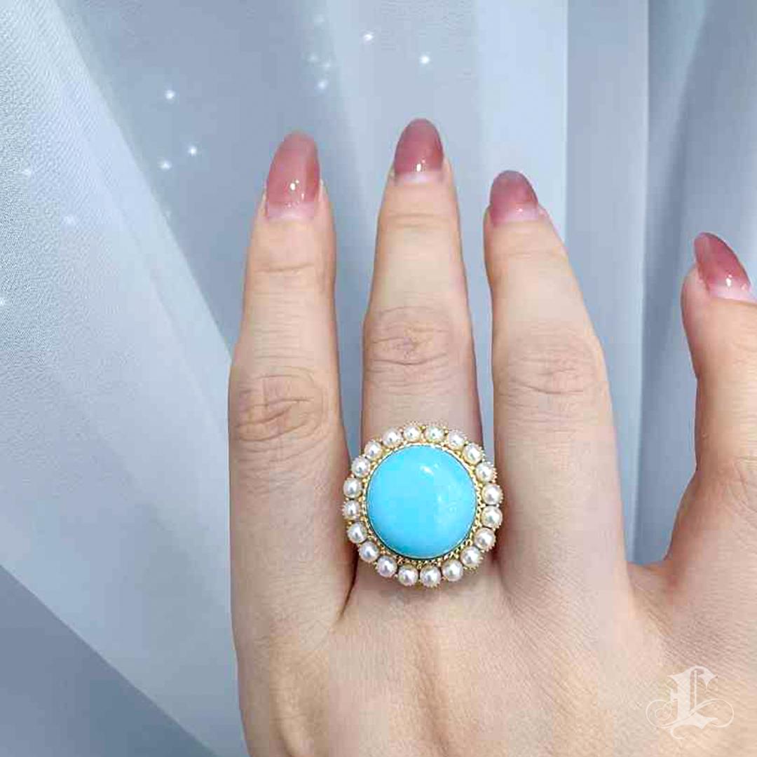 Grezzo Anello con turchese aureolato e perla Akoya in vendita