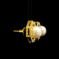 18k Gold 8mm Pearl w/ 0.75ctw Diamond Halo Octagon Shape Screw On Stud Earrings