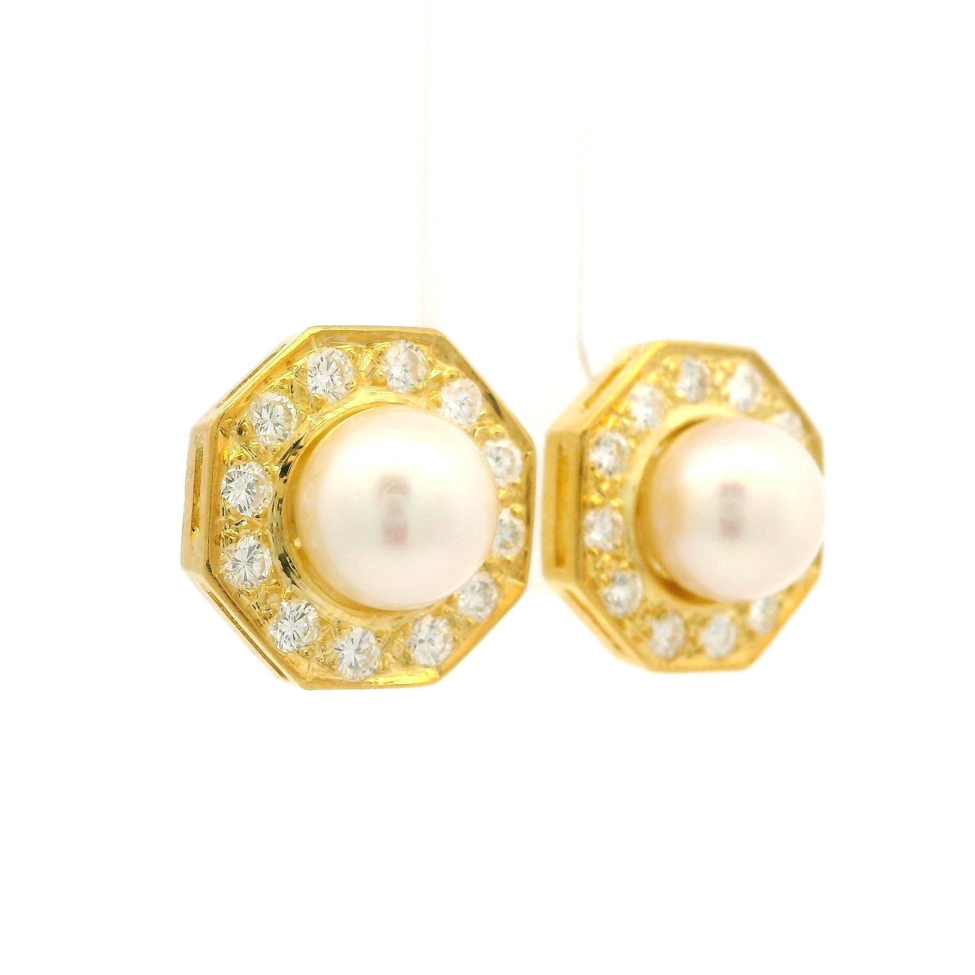 Women's 18k Gold 8mm Pearl w/ 0.75ctw Diamond Halo Octagon Shape Screw On Stud Earrings For Sale