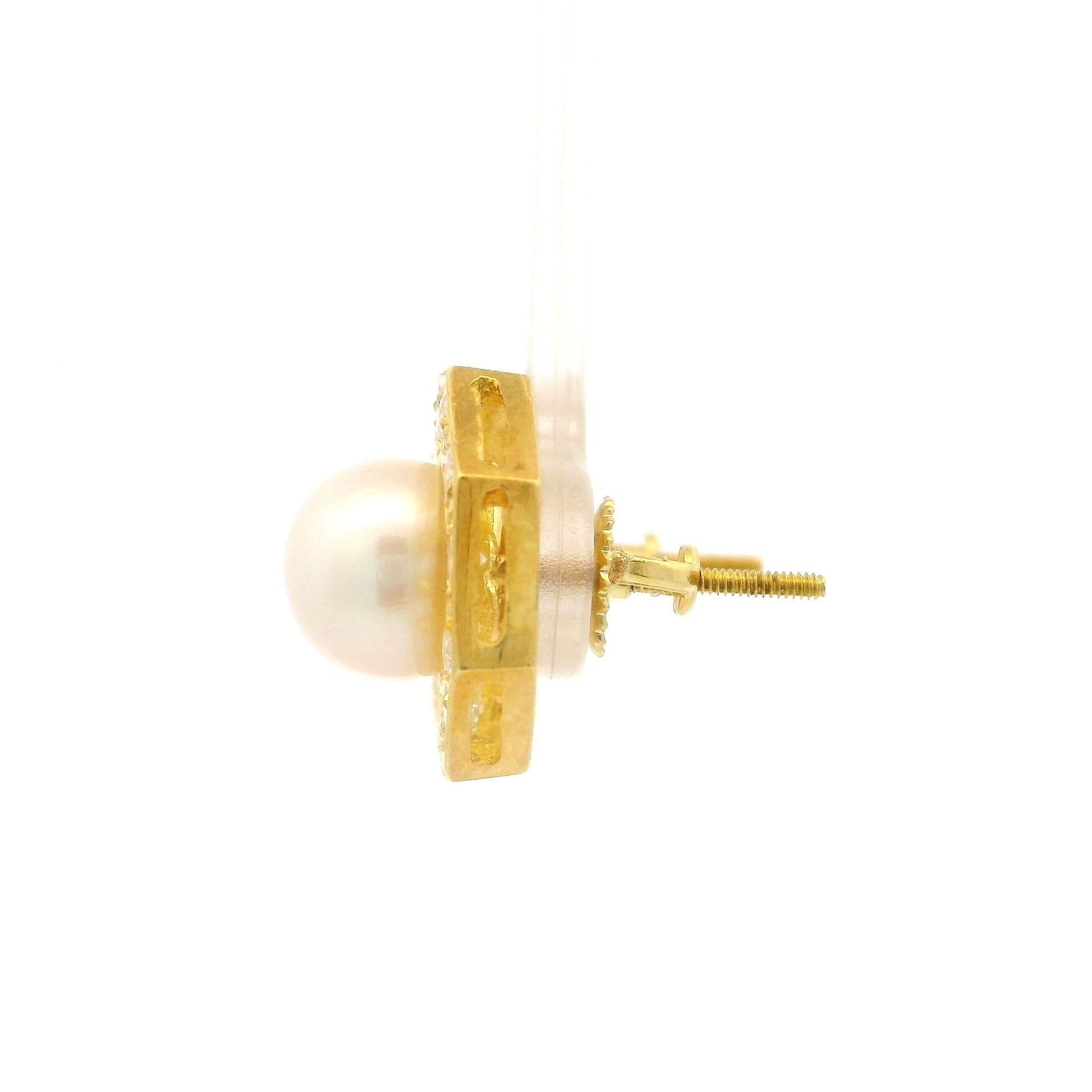 18k Gold 8mm Pearl w/ 0.75ctw Diamond Halo Octagon Shape Screw On Stud Earrings For Sale 2