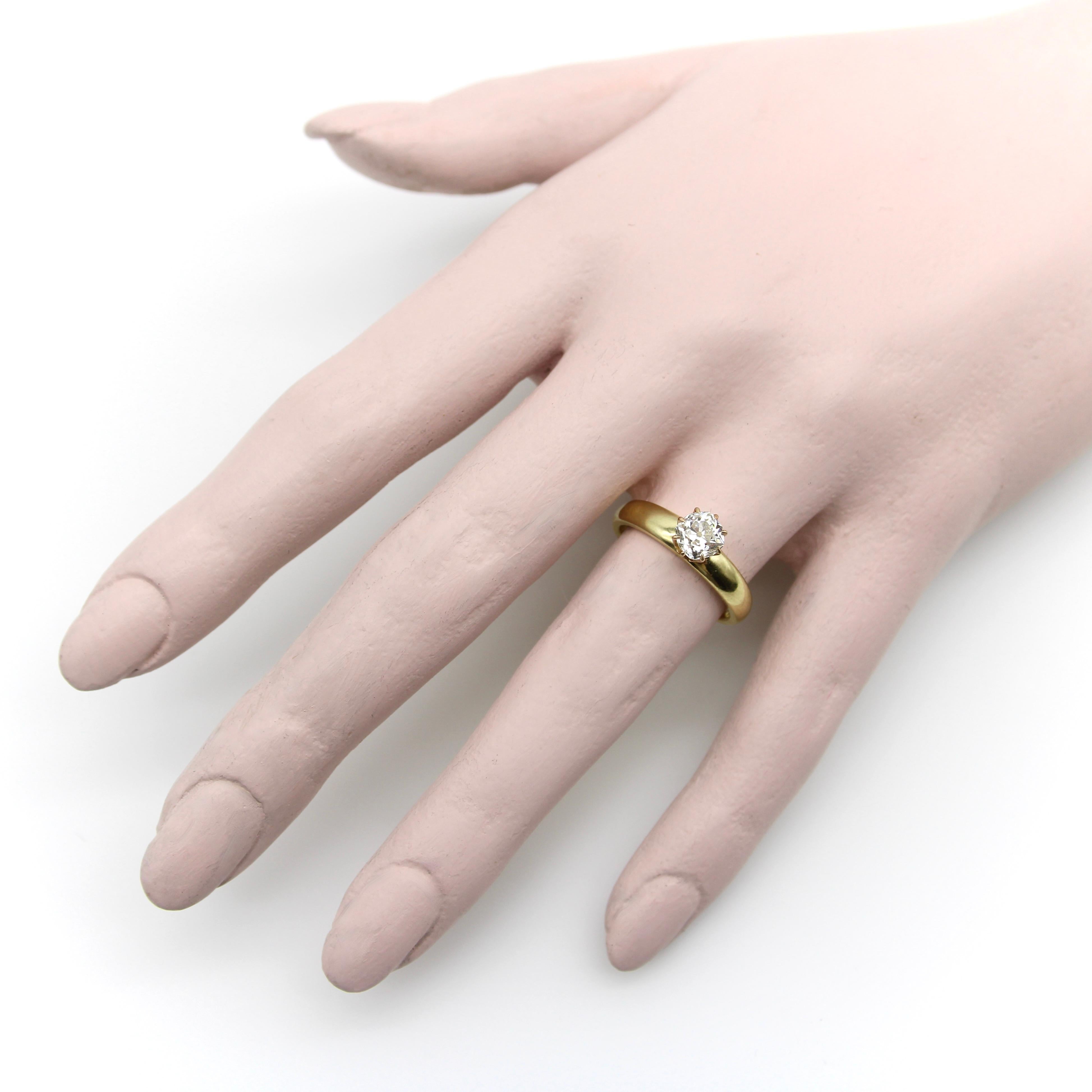 18K Gold .90 Carat Old Mine Cut Engagement Ring  For Sale 1