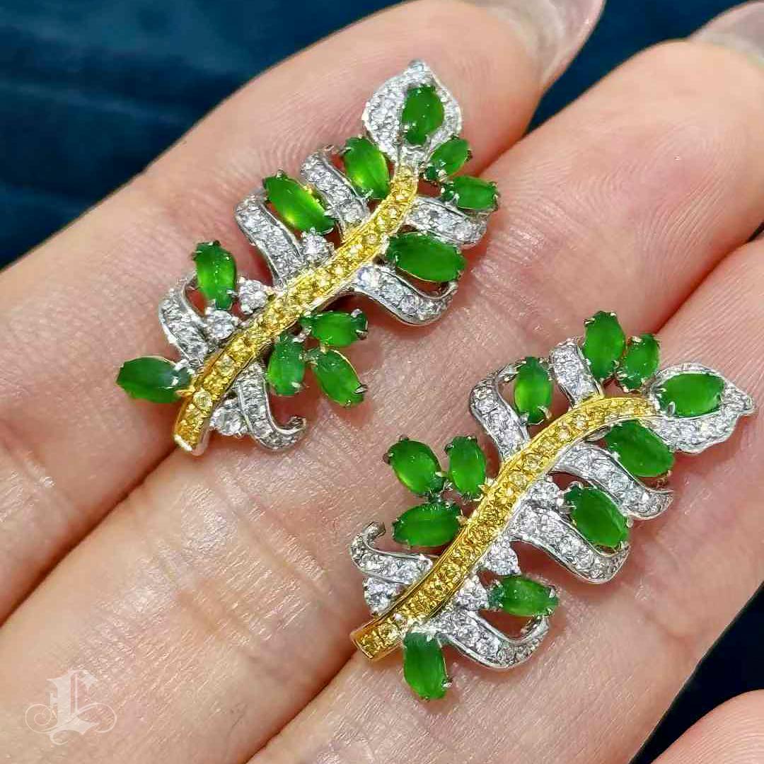【Jādora】Verdant Fern Convertible Jadeite & South Sea Pearl Earrings In New Condition For Sale In New York, NY