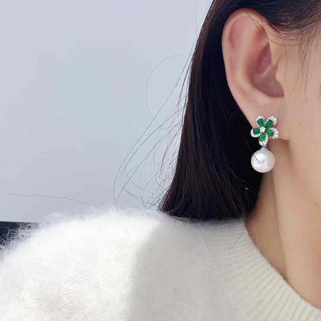 【Jādora】Jade Blossom Convertible Pearl & Diamond Earrings For Sale 4