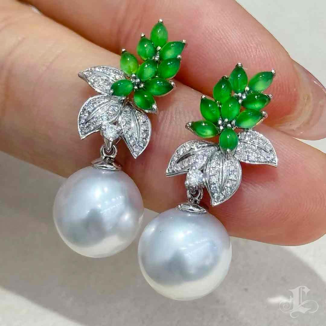 【Jādora】Convertible Jade Bloom & South Sea Pearl Earrings For Sale 2