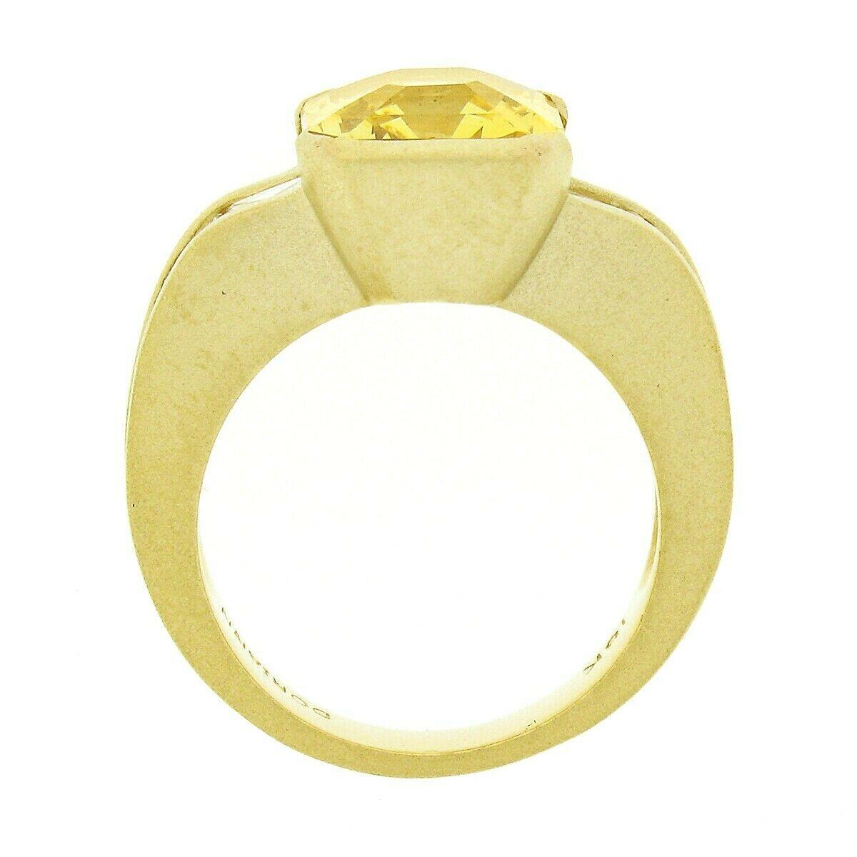 18k Gold AGL No Heat Yellow Ceylon Sapphire & Princess Diamond Half Bezel Ring In Excellent Condition For Sale In Montclair, NJ