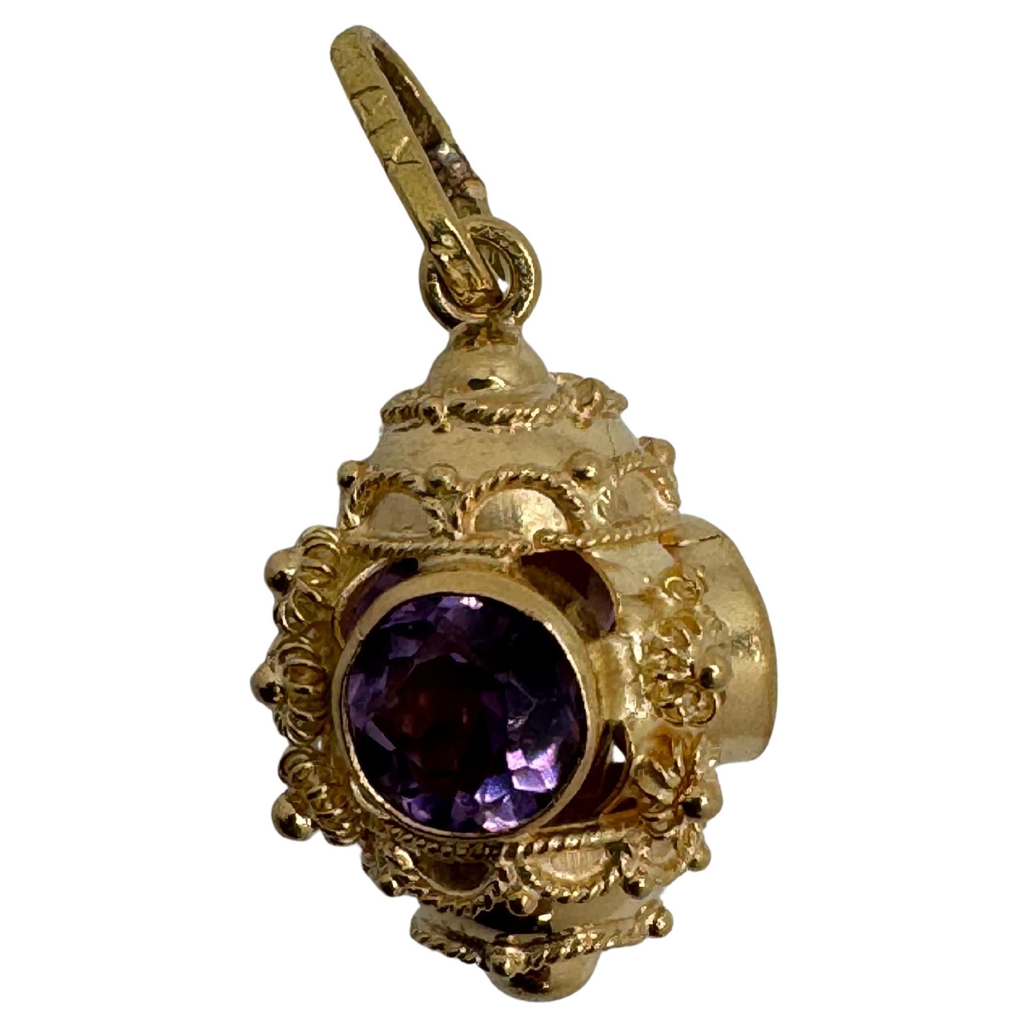 18k Gold Amethyst & Etruscan Pendent