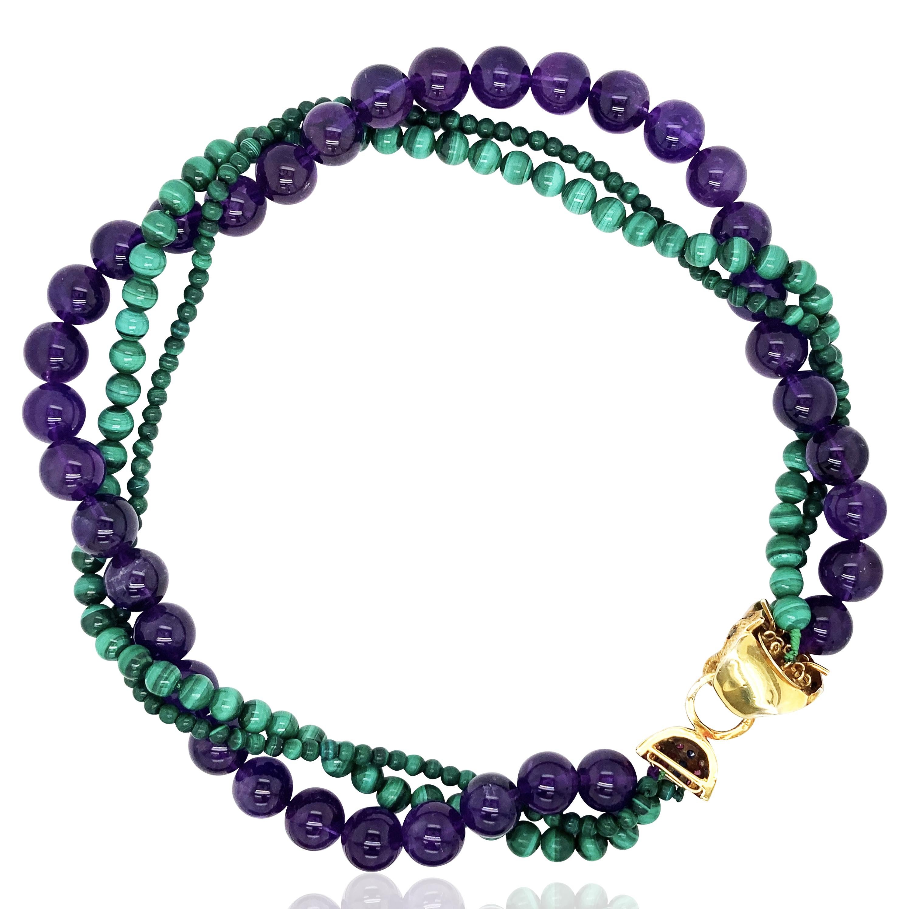 This necklace masterfully combines amethyst and malachite, creating a unique visual effect with its color contrast. Each bead is carefully crafted, with the gradient design adding both dynamism and elegance. The pendant is adorned with diamonds,