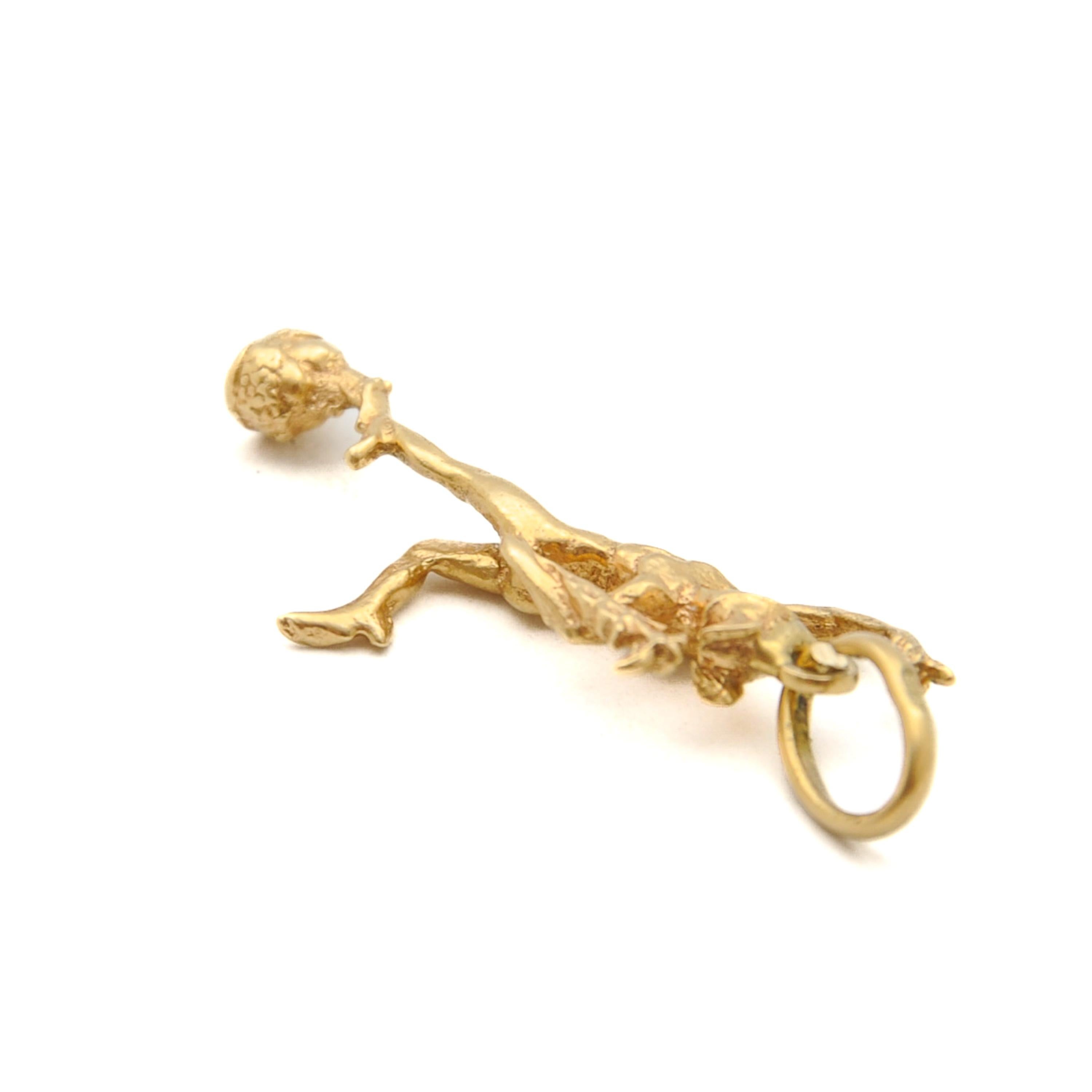 Vintage 18K Gold Ancient God Mercury Hermes Charm Pendant In Good Condition For Sale In Rotterdam, NL