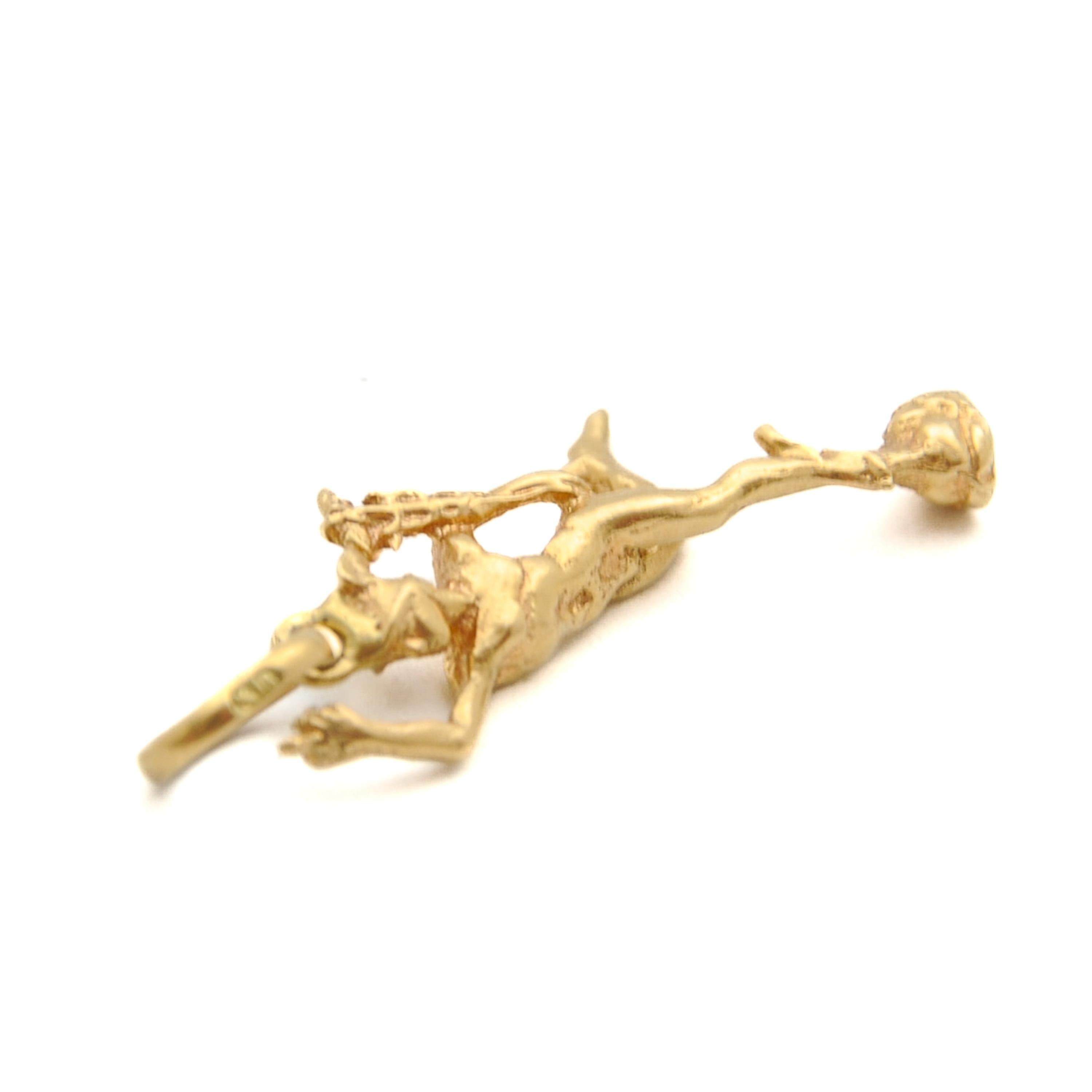 Women's or Men's Vintage 18K Gold Ancient God Mercury Hermes Charm Pendant For Sale