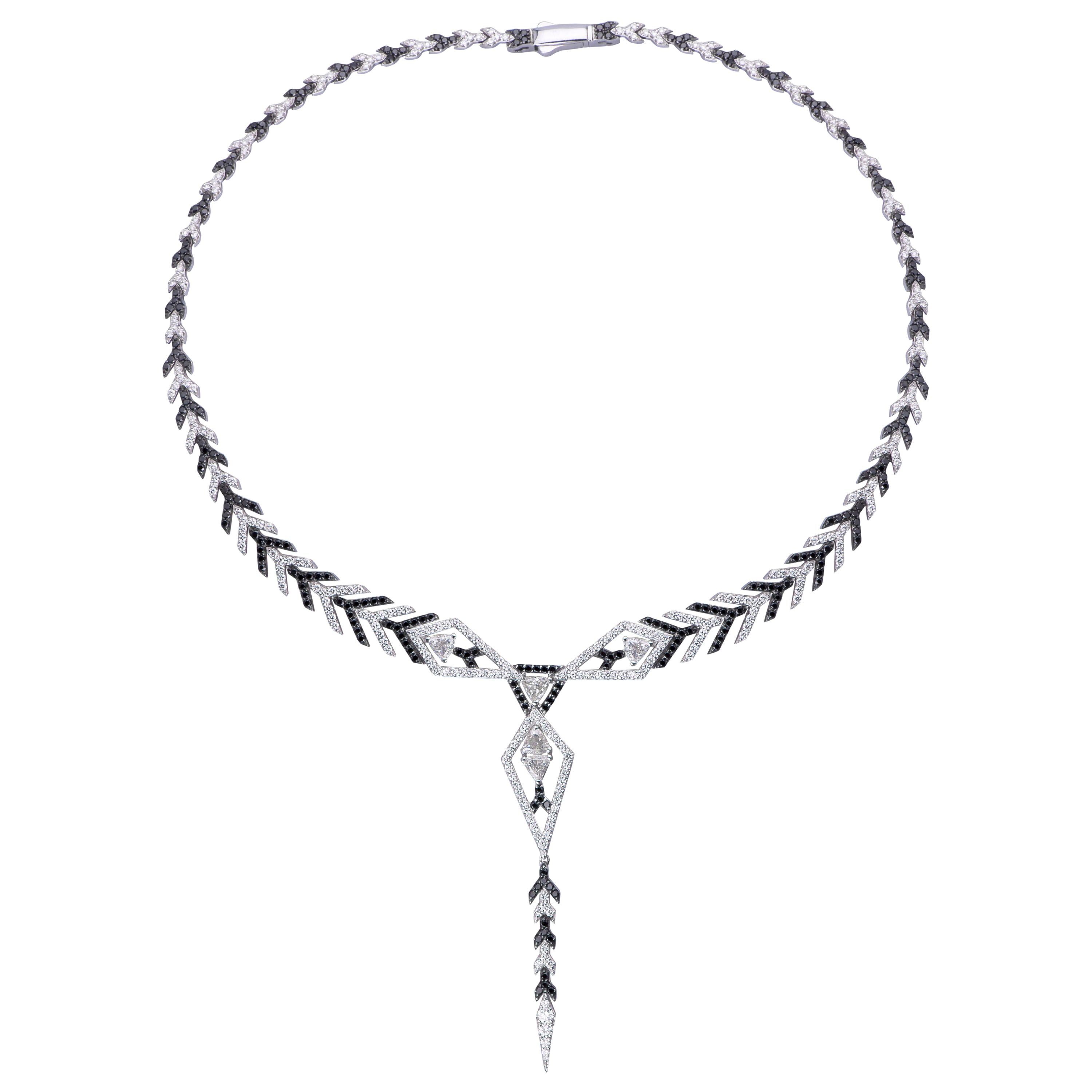 18k Gold and 4.66 Carat Black 5.56 Carat White Diamonds Arrow Necklace by Alessa For Sale