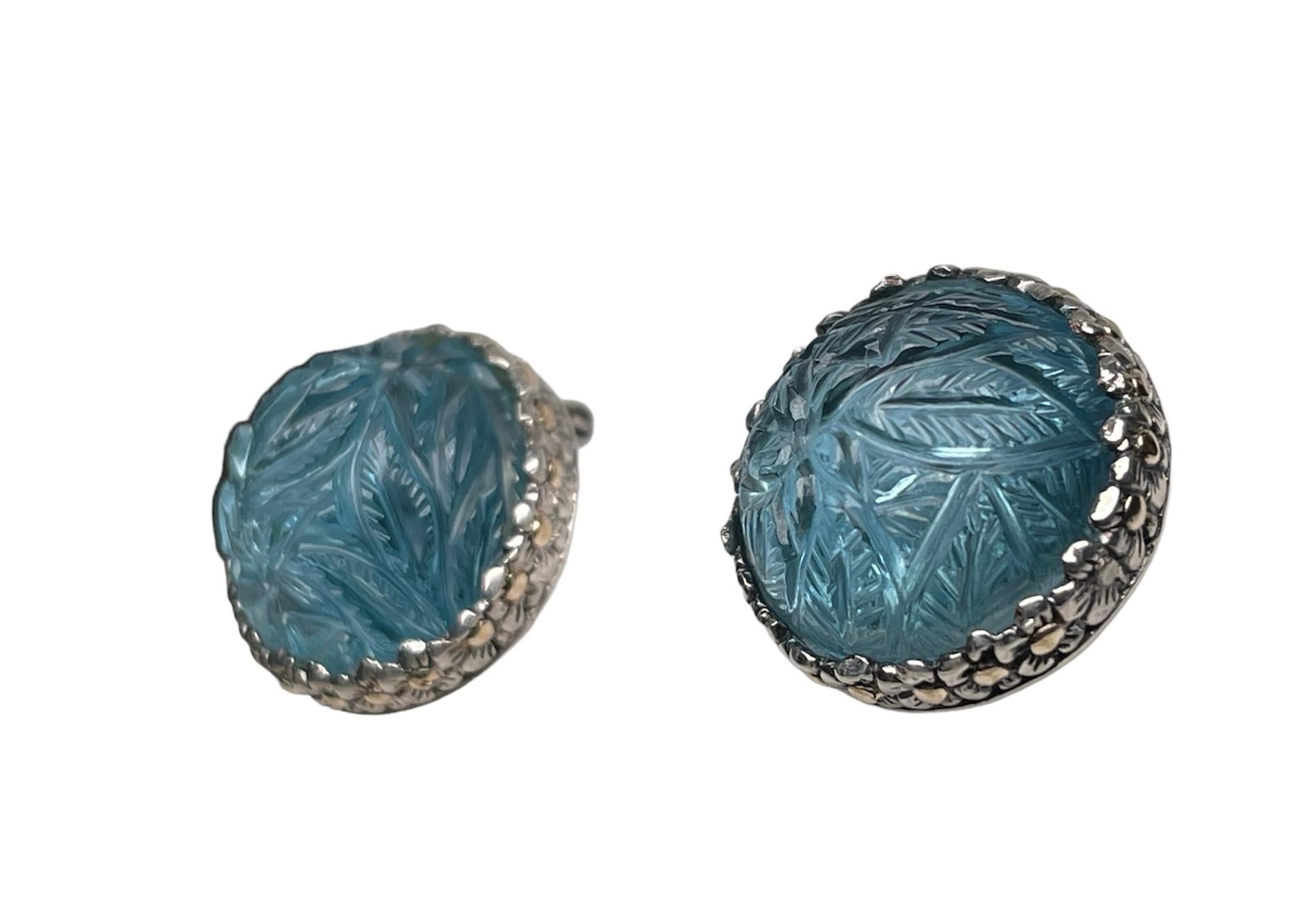 18K Gold And 925 Sterling Silver Blue Topaz Pair Of Earrings In Good Condition For Sale In Guaynabo, PR