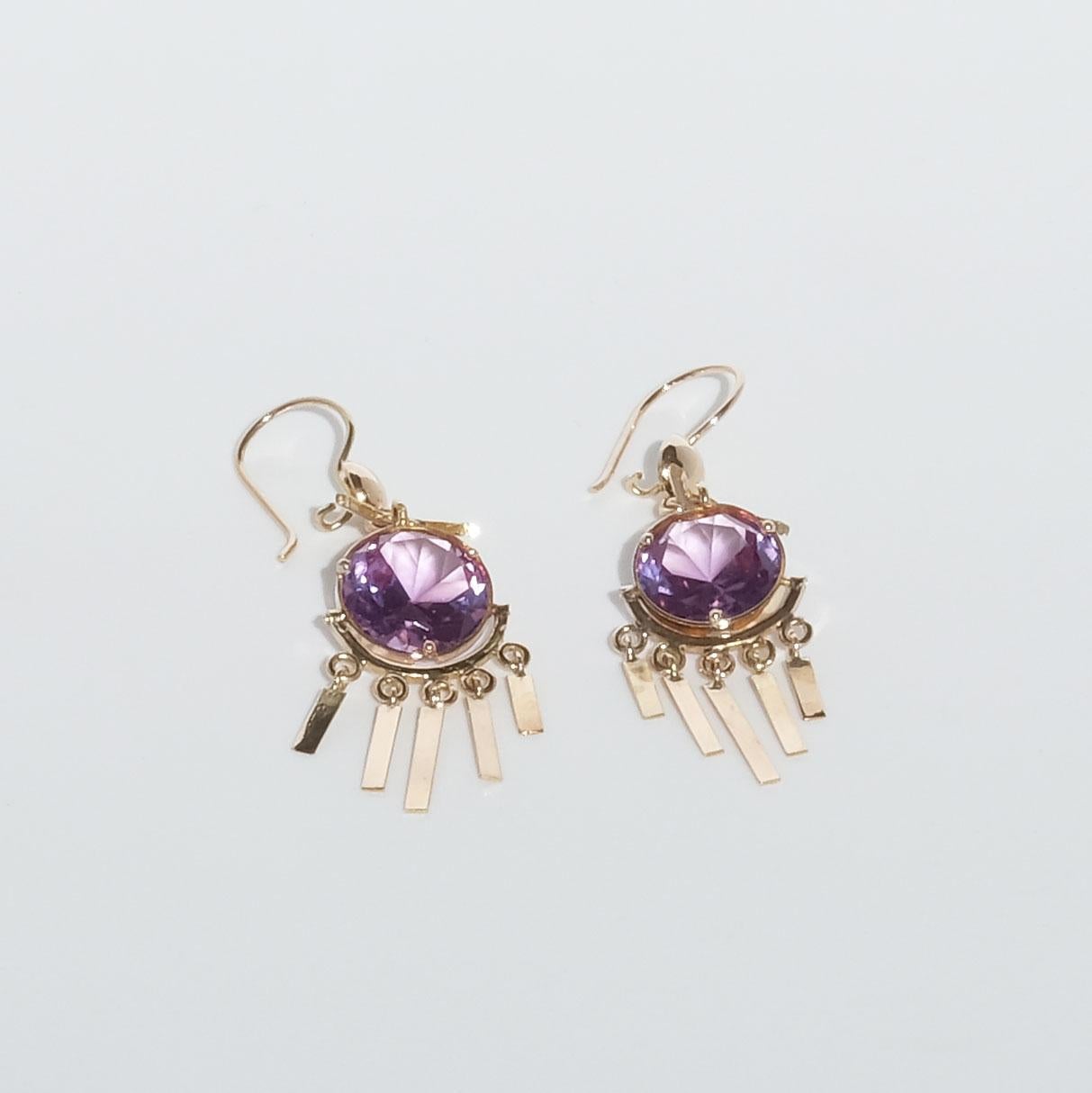 18k Gold and Amethyst Earrings Made in the 1970s For Sale 3