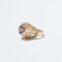 Anillo de oro de 18 quilates y amatista del sueco Ateljé Stigbert Año de fabricación, 1953