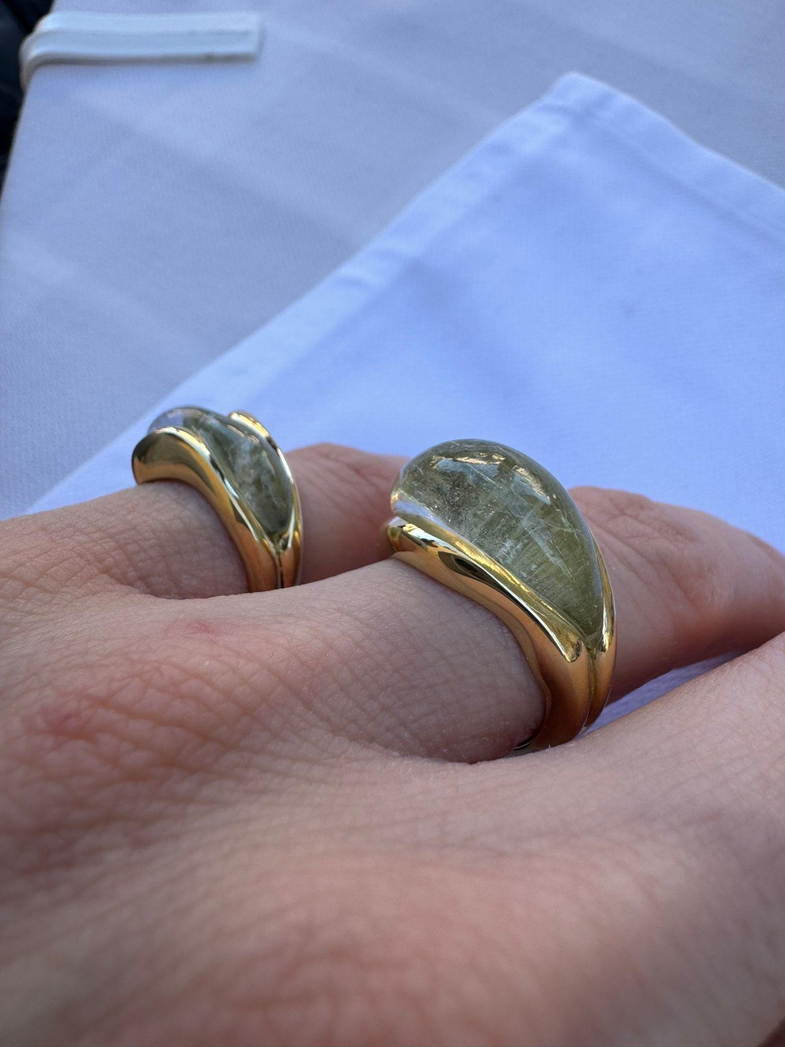 in vendita:  Anello con goccia SU in oro 18k e acquamarina Grande 12