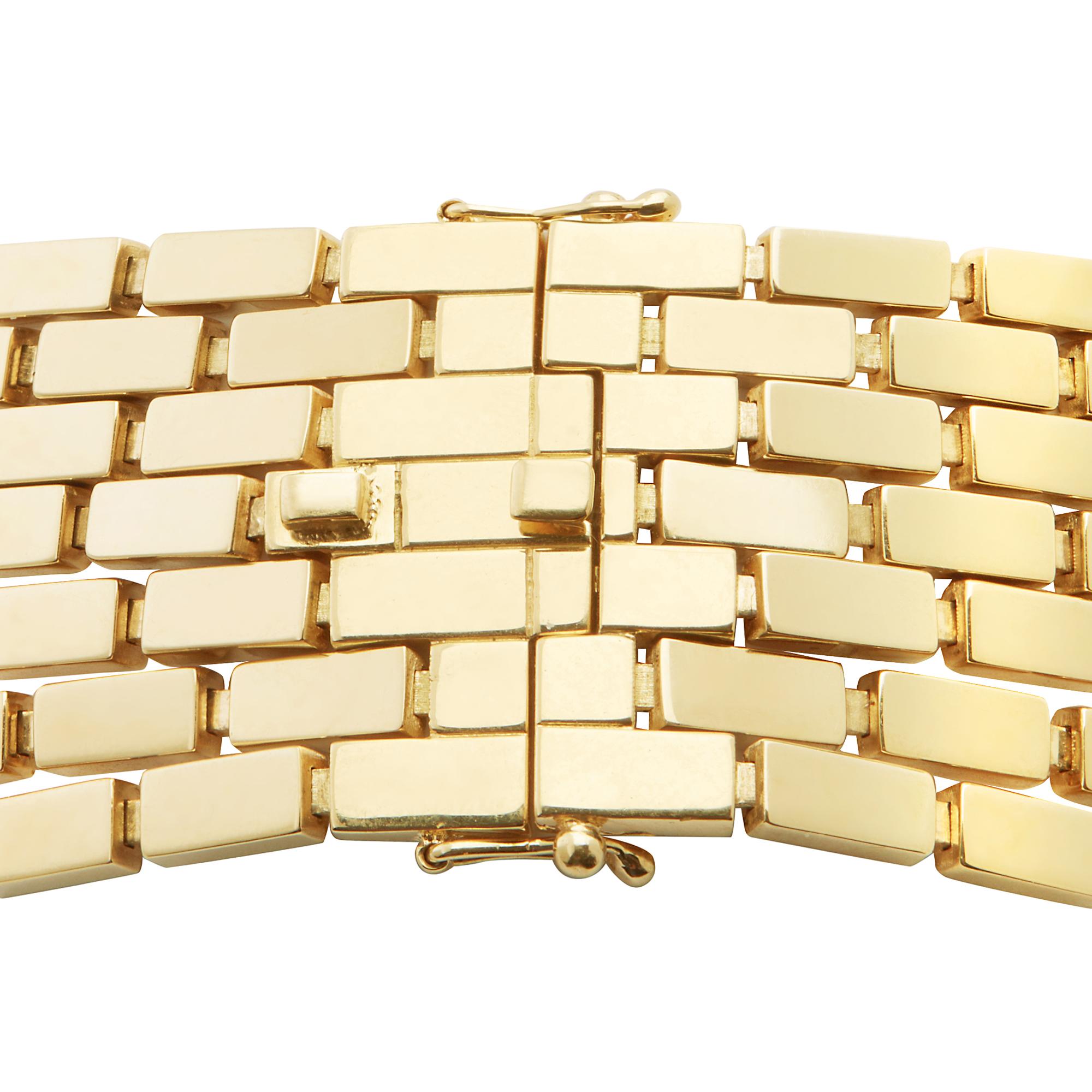 18 Karat Gold and Diamond Cascade Bracelet For Sale 7