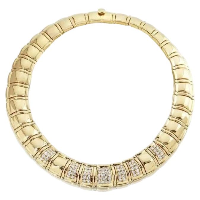 18K Gold and Diamond Collar Necklace Featuring Pavé-Set Front Panels, 4.50ctw For Sale