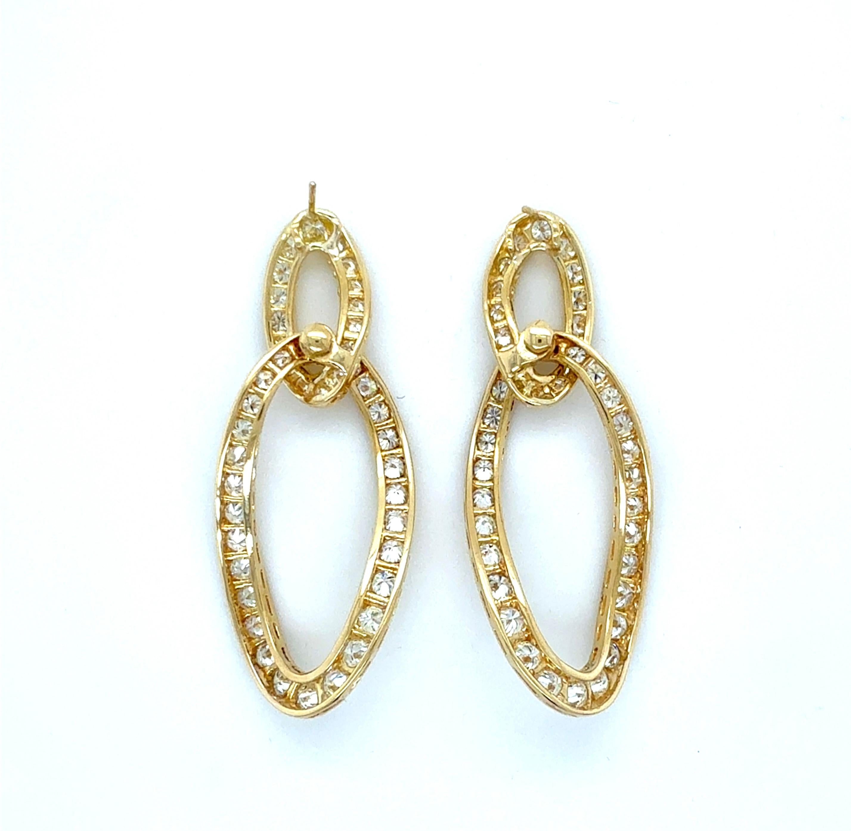 Contemporaneo 18K Gold and Diamond Drop Earrings in vendita