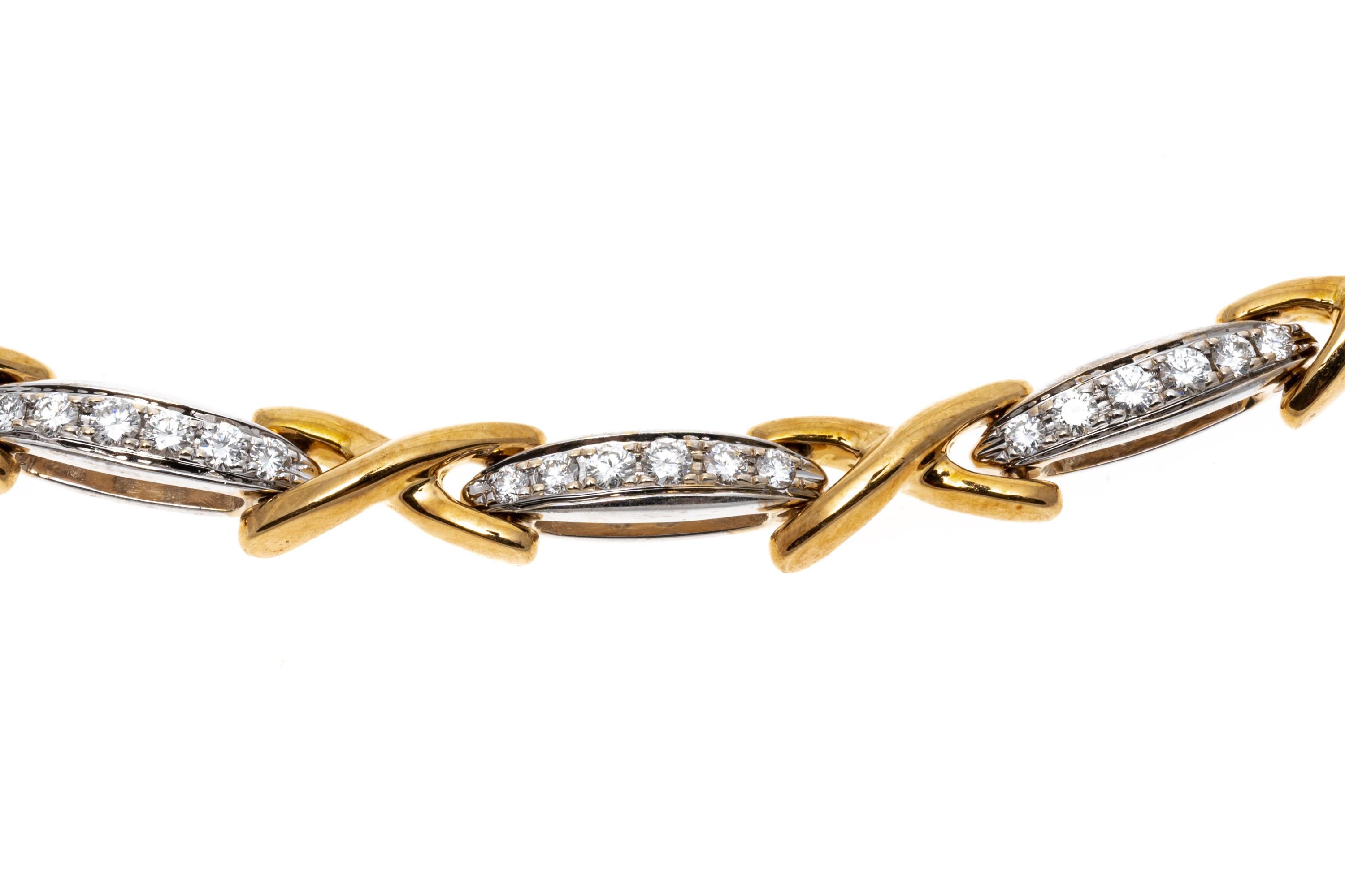 Contemporain Bracelet à maillons « X » en or jaune et blanc 18 carats et diamants, appliqué 0,32 TCW en vente