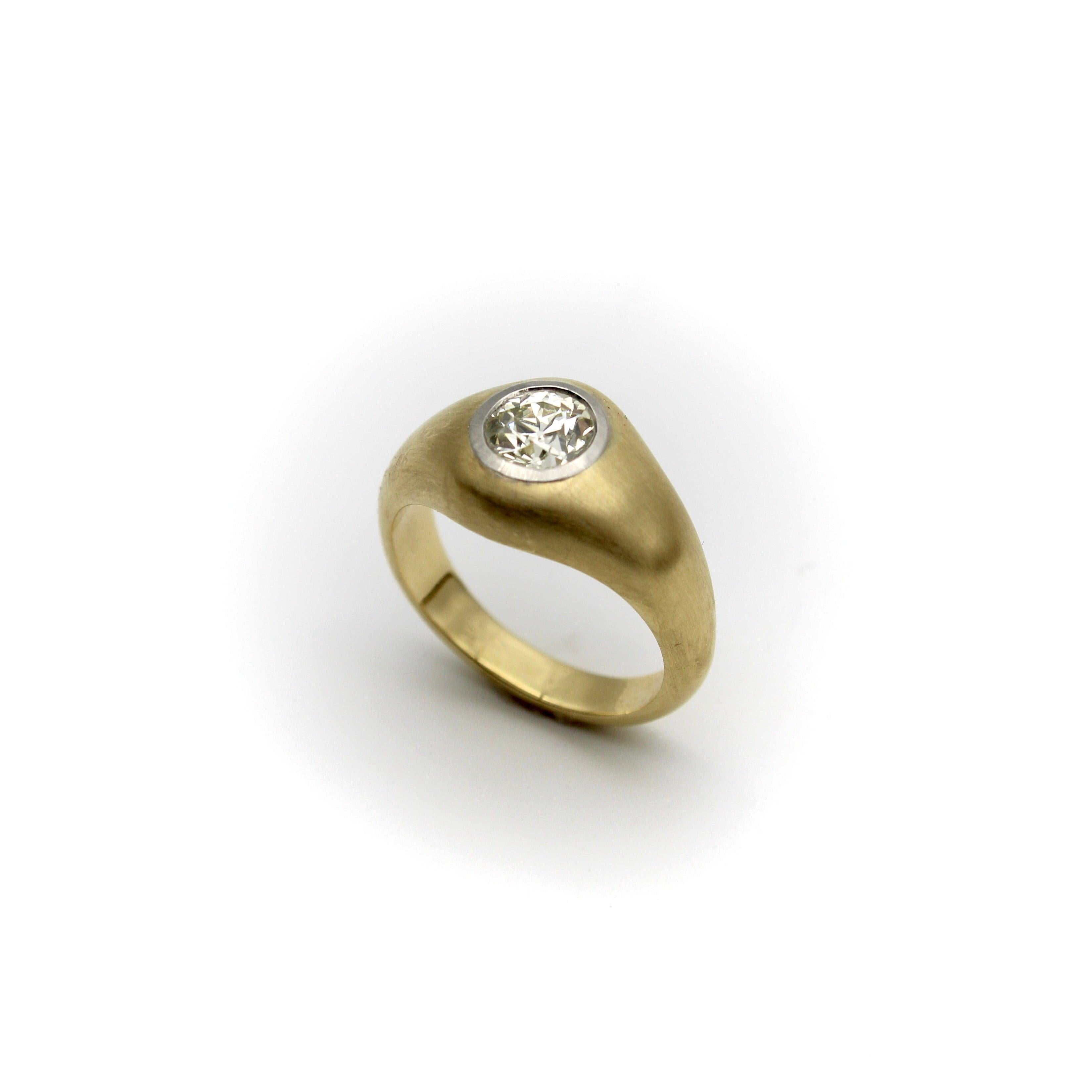 Women's or Men's 18K Gold and Old European Cut Diamond Signature Flush Mount Ring