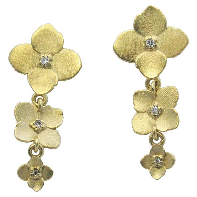 18k Gold and Diamond Triple Hydrangea Earrings on Posts For Sale at 1stDibs