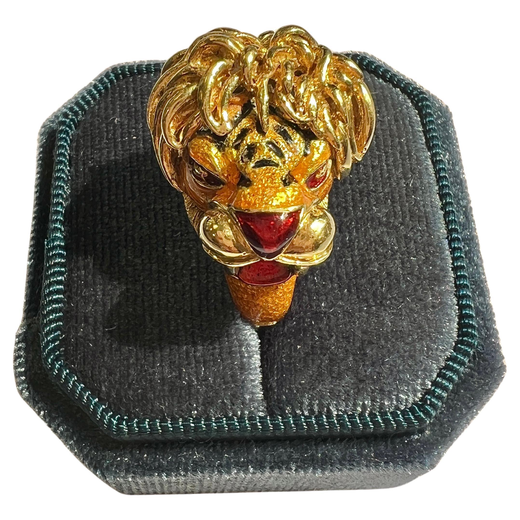 18K Gold and Enamel Lion Ring