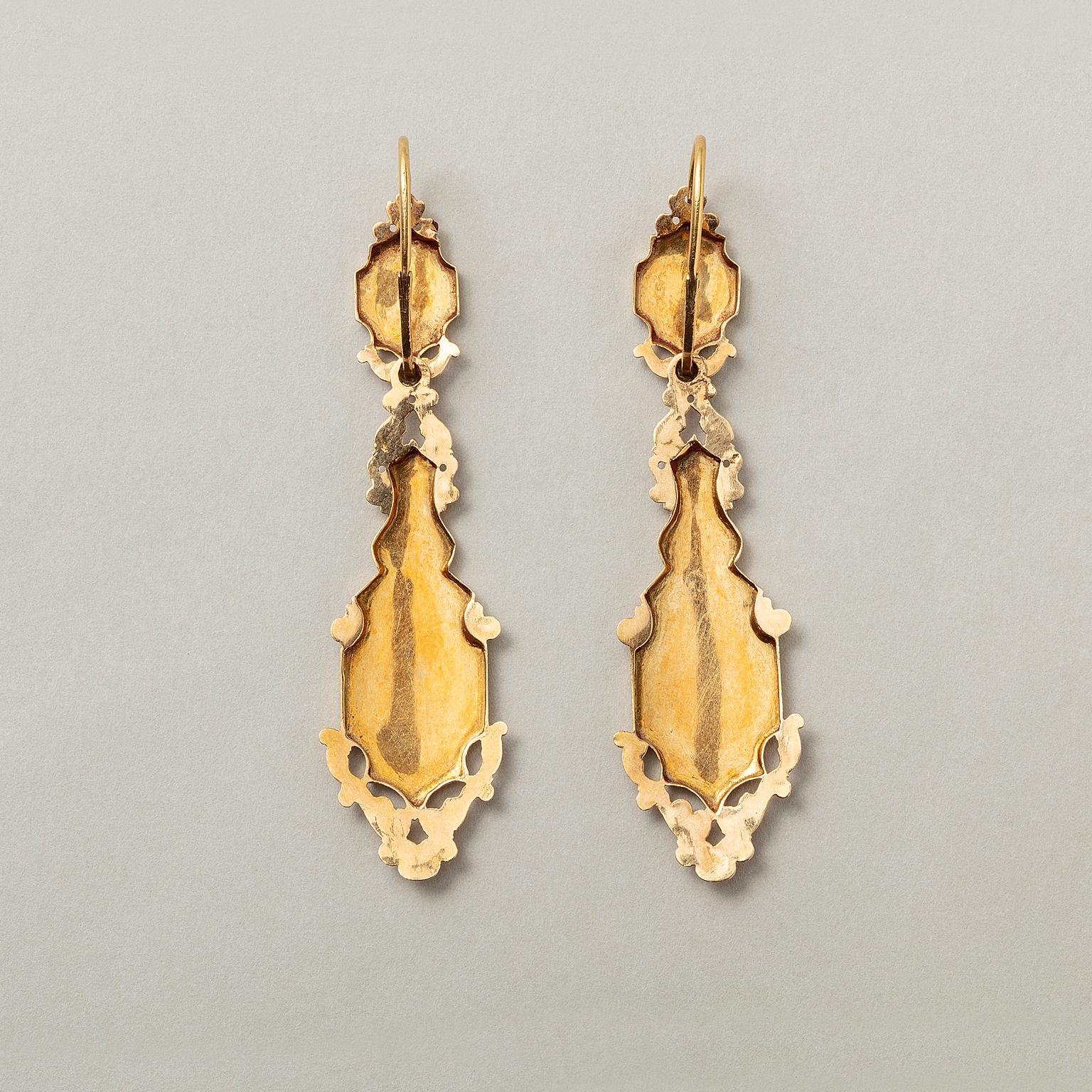 18K Gold and Enamel Regency French Day and Night Flower Earrings Unisexe en vente