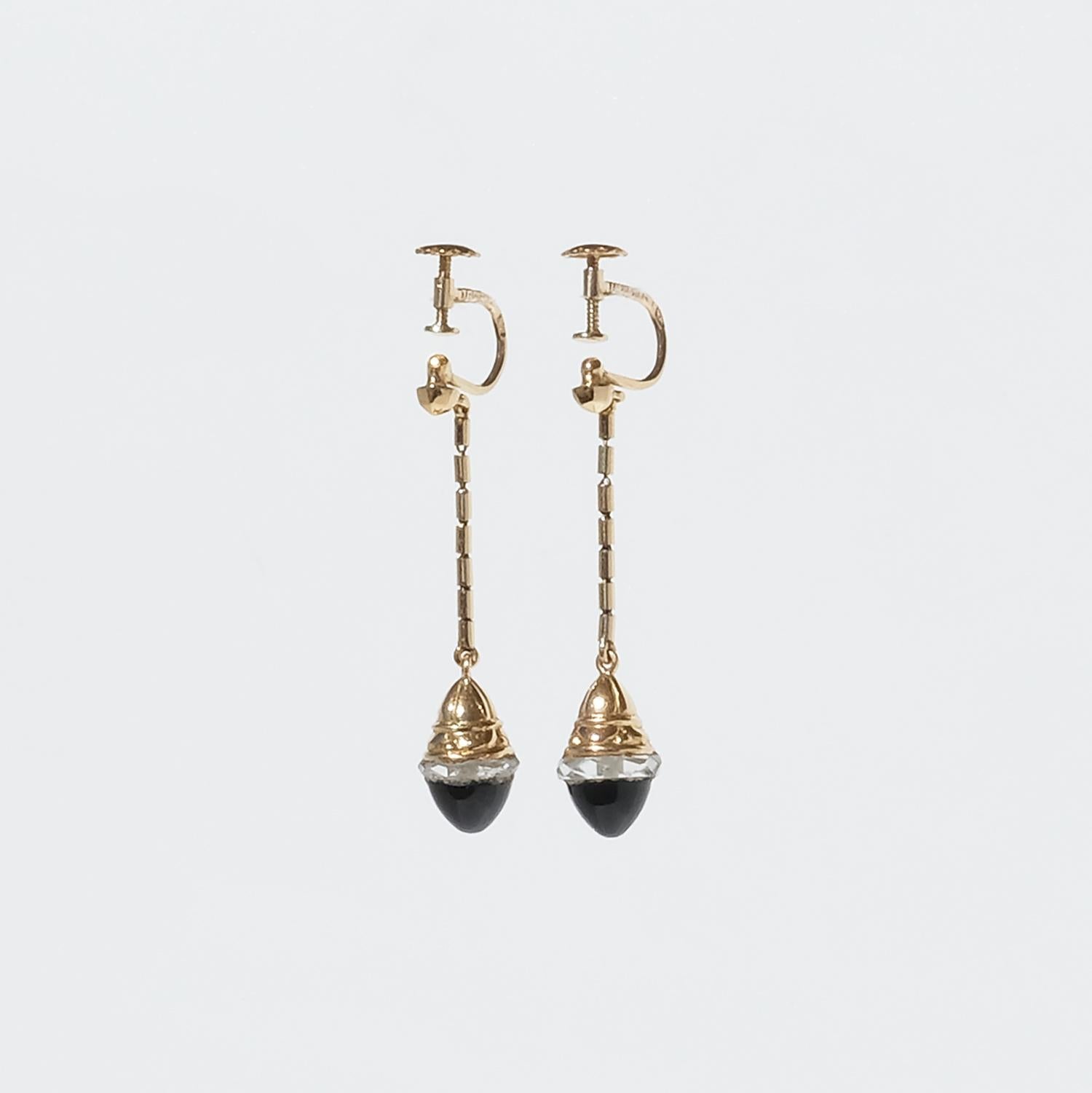 18-karätiges Gold und Onyx-Ohrringe aus den 1950er Jahren in Schweden (Gemischter Schliff) im Angebot