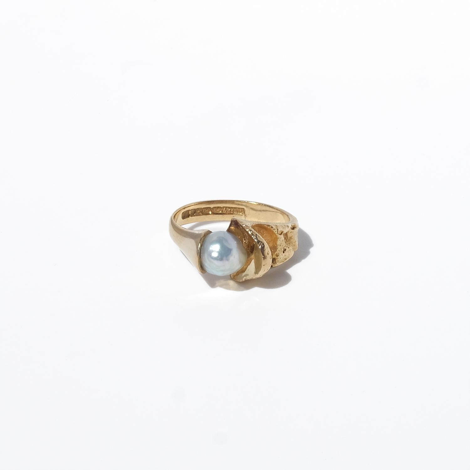 18K Gold and Pearl Ring by Lapponia “Birth of a Pearl” Made 1992 For Sale 5
