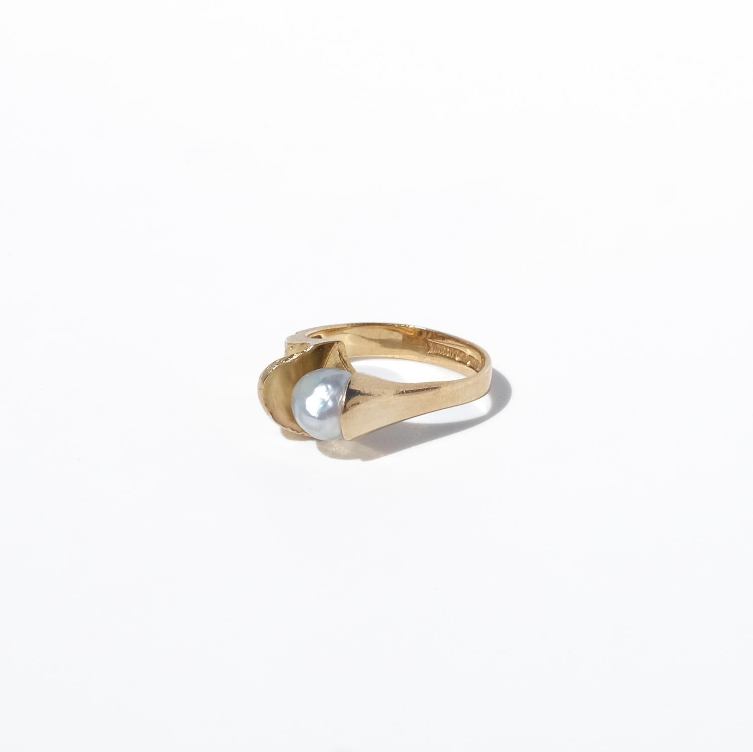 18K Gold and Pearl Ring by Lapponia “Birth of a Pearl” Made 1992 For Sale 4