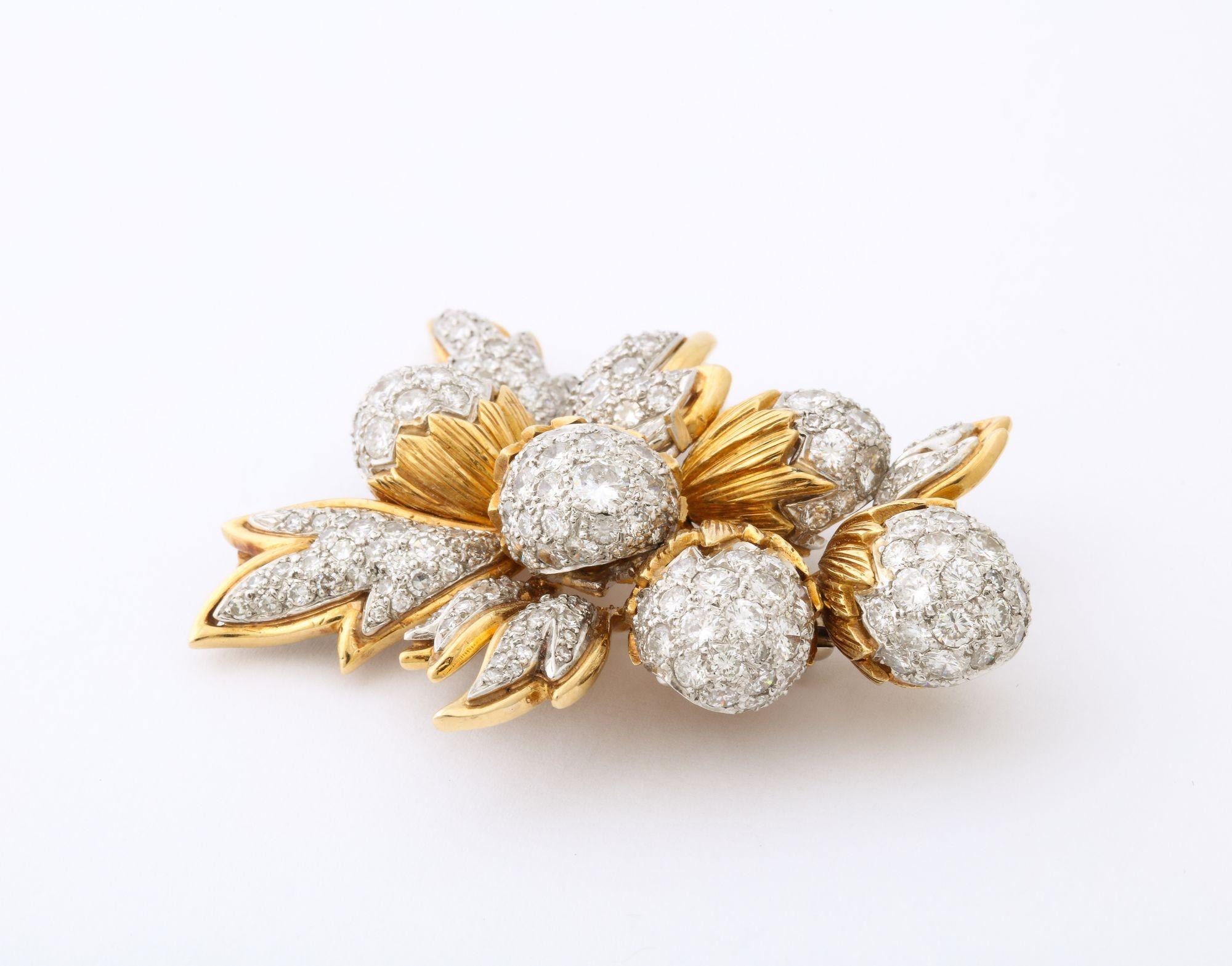 18K Gold and Platinum Brooch with Diamond Acorns and Leaves 2