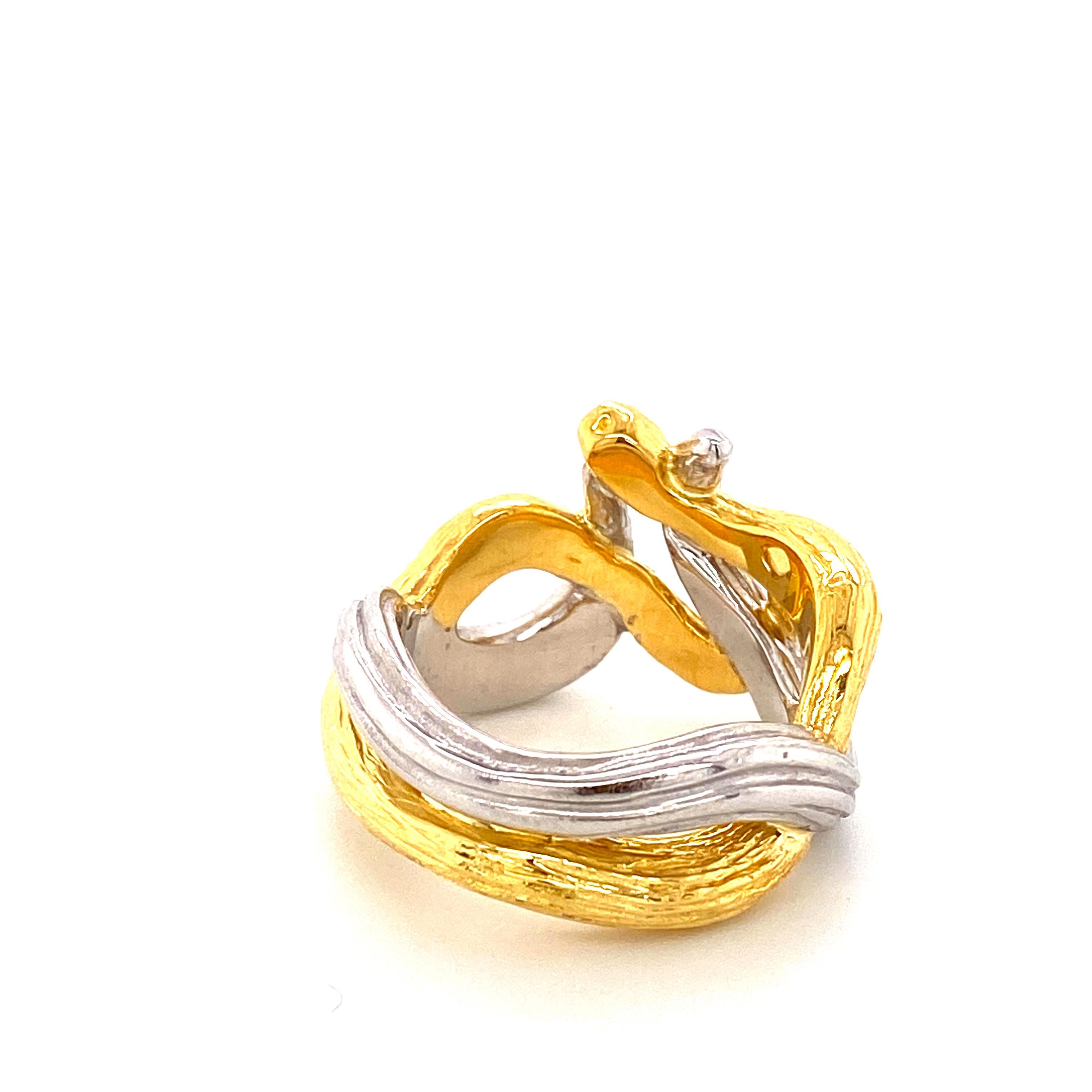 Contemporary 18 Karat Gold and Platinum Gold 