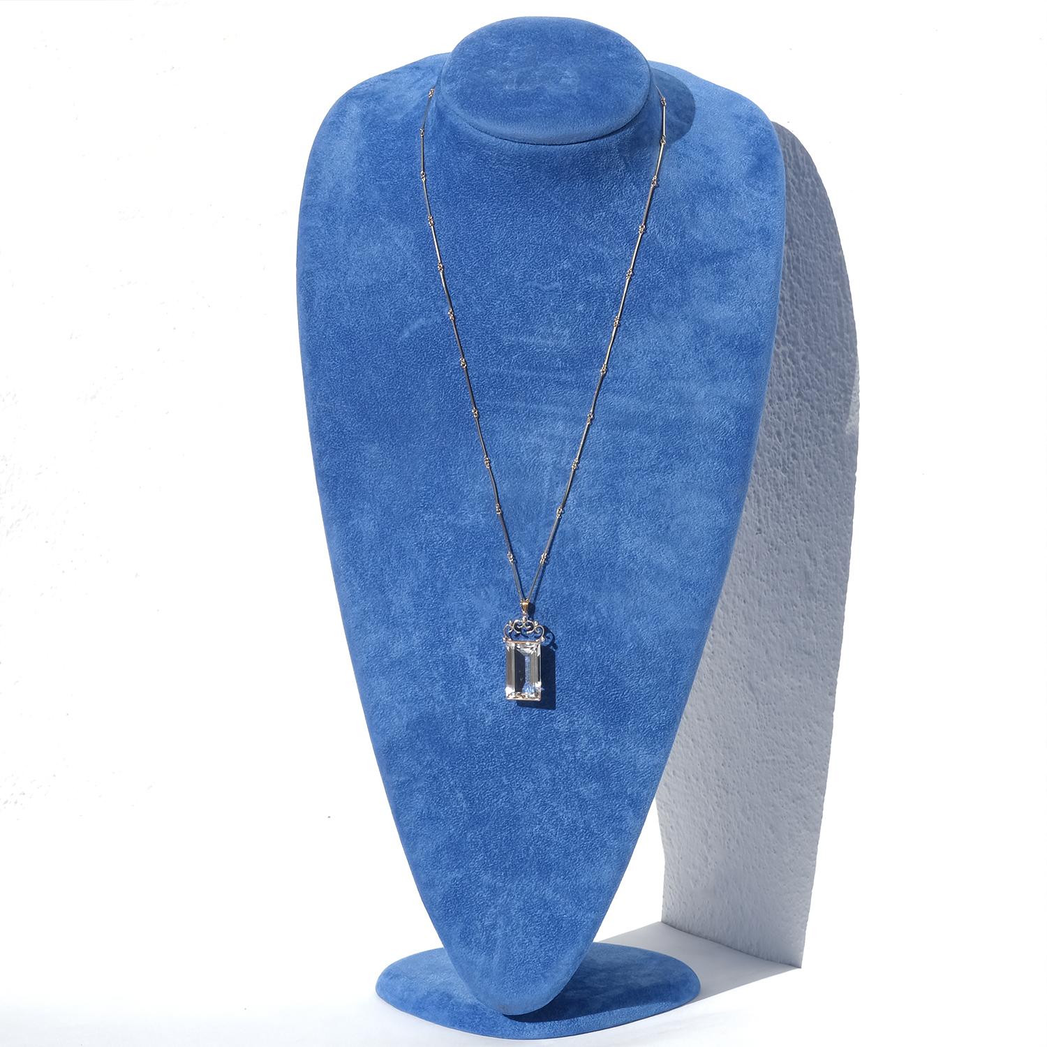 18K Gold and Rock Crystal Vintage Necklace by Ateljé Stigbert Made 1945 For Sale 3