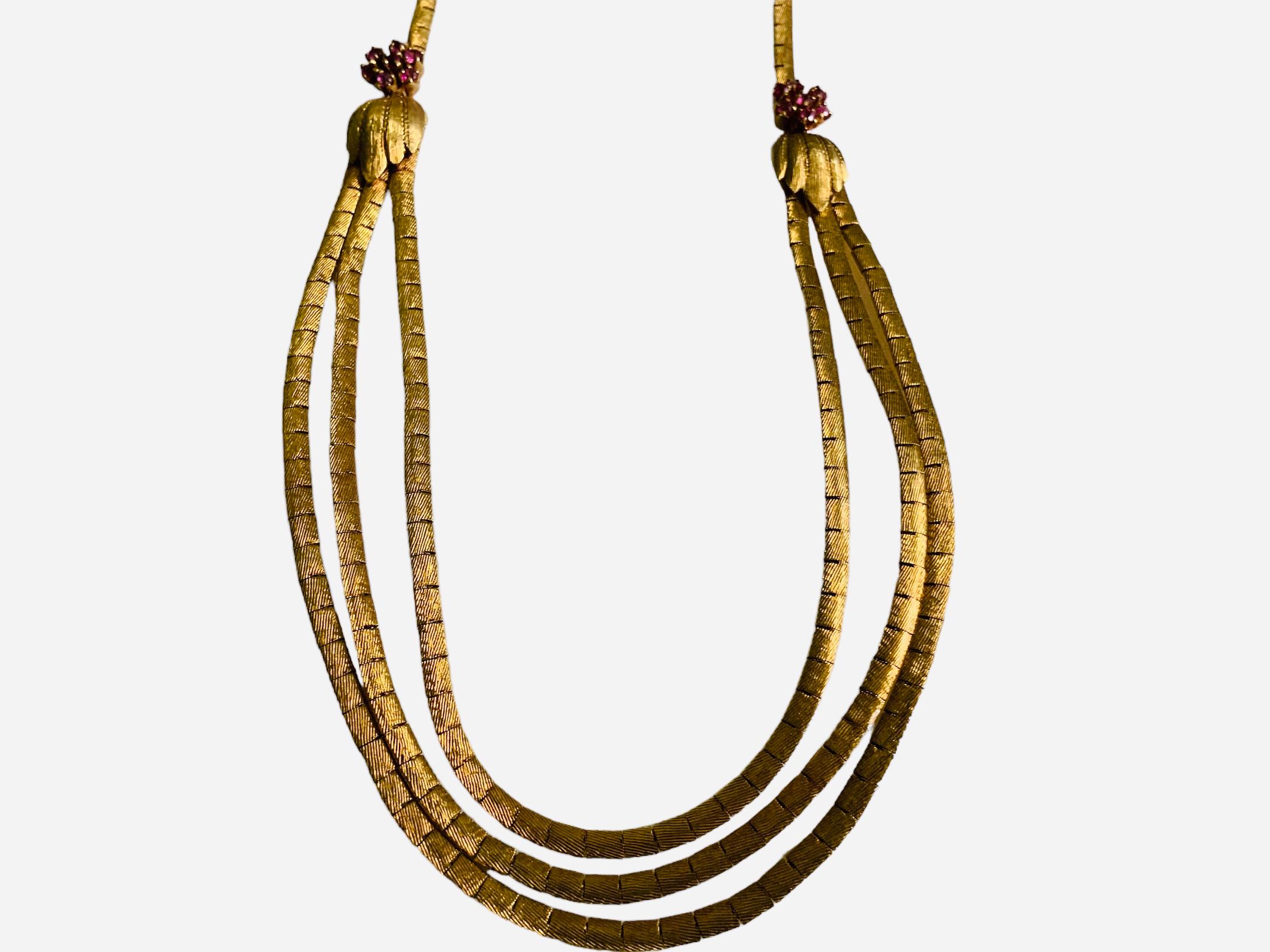 Collana in oro 18K e rubini In condizioni buone in vendita a Guaynabo, PR